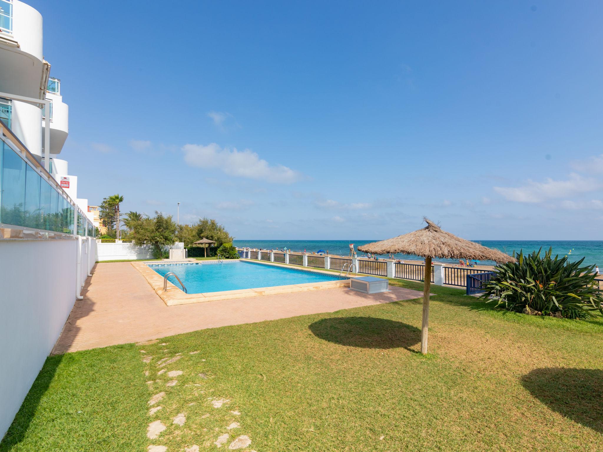 Foto 6 - Casa de 3 habitaciones en Dénia con piscina y vistas al mar