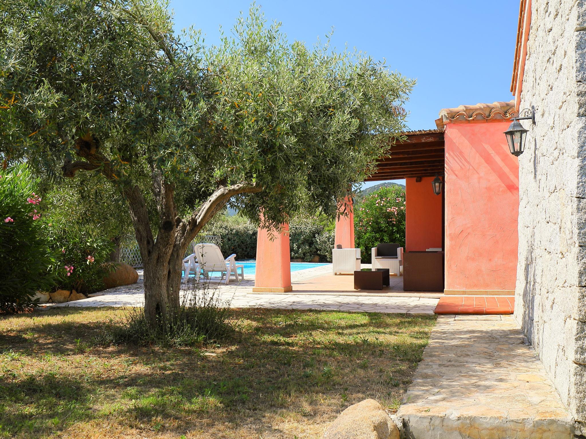 Photo 18 - Maison de 3 chambres à Castiadas avec piscine privée et jardin