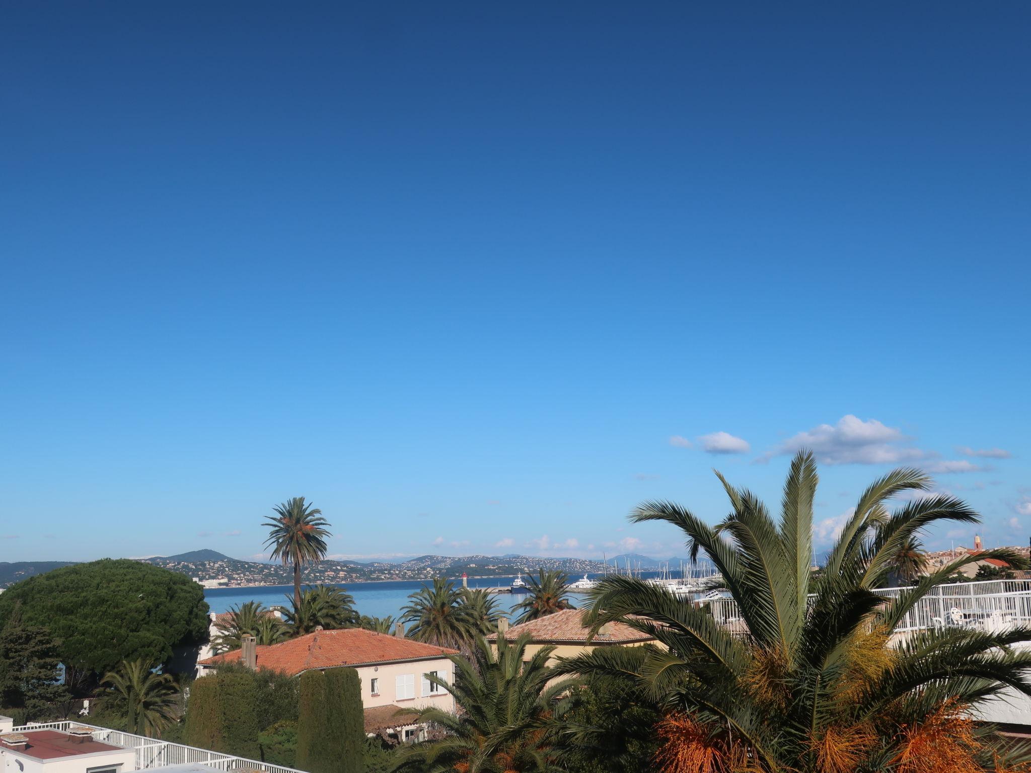 Foto 18 - Apartamento de 1 quarto em Saint-Tropez com piscina e vistas do mar