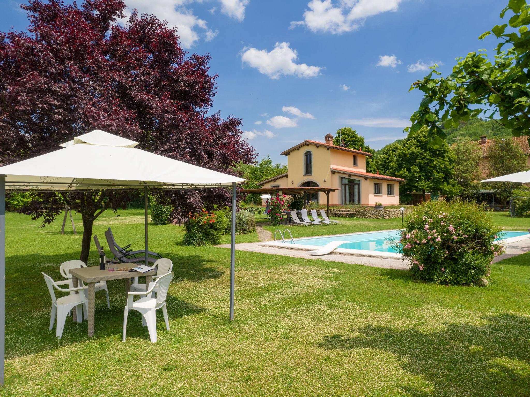 Foto 1 - Casa con 3 camere da letto a Terranuova Bracciolini con piscina e giardino