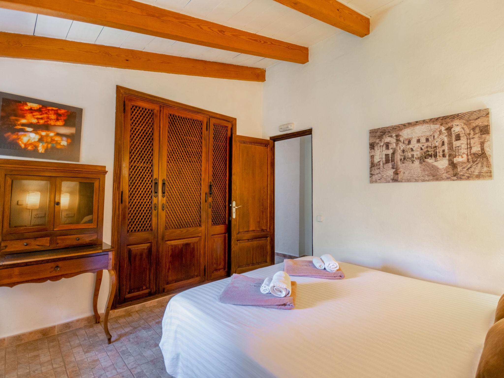 Foto 53 - Casa con 6 camere da letto a Pollença con piscina privata e giardino