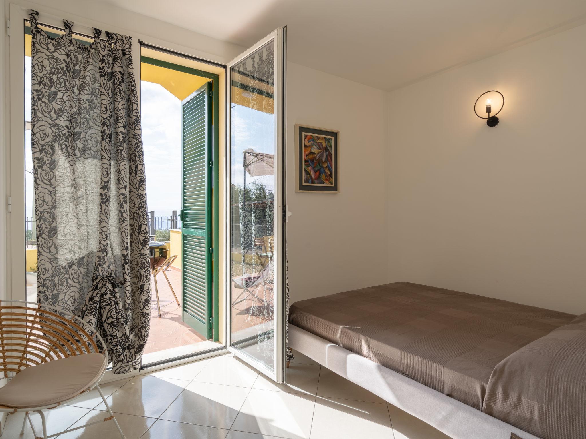 Foto 12 - Apartment mit 2 Schlafzimmern in San Bartolomeo al Mare mit garten und blick aufs meer