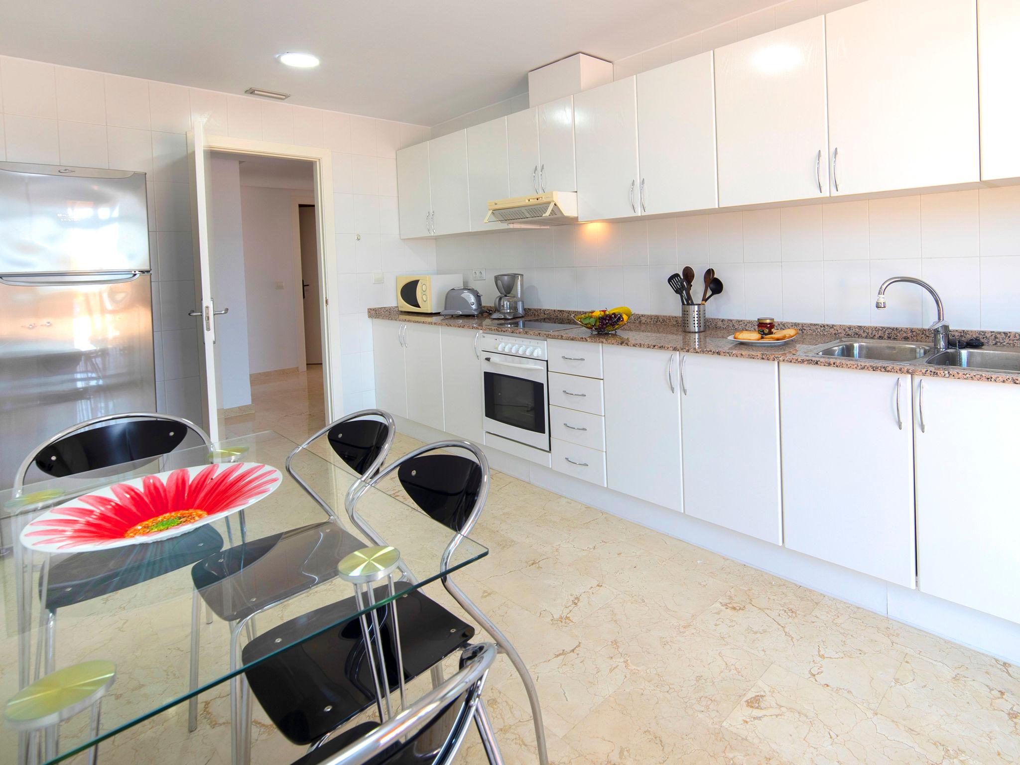 Photo 18 - 3 bedroom Apartment in Altea with swimming pool and garden