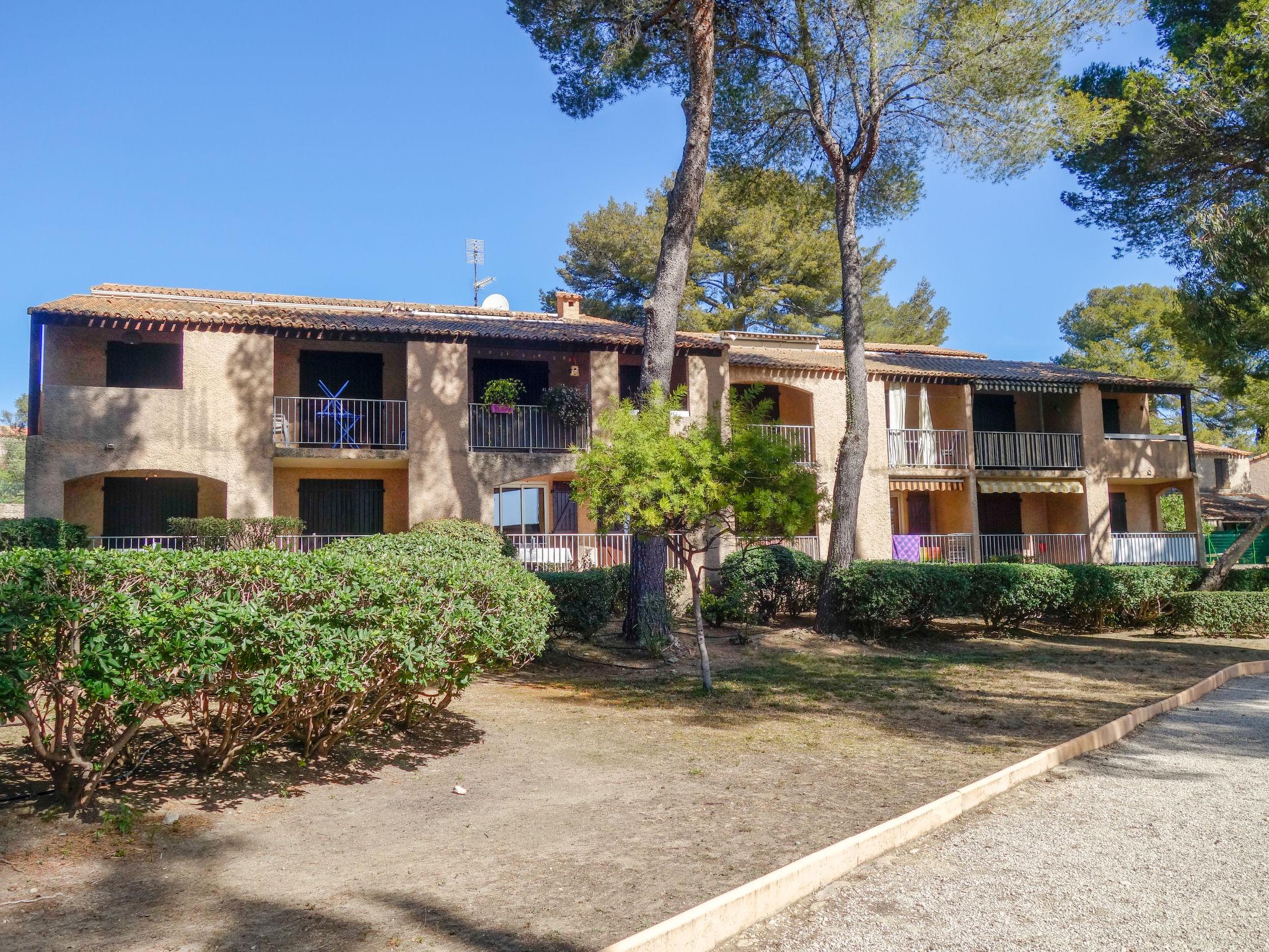 Foto 1 - Appartamento a Saint-Cyr-sur-Mer con terrazza e vista mare