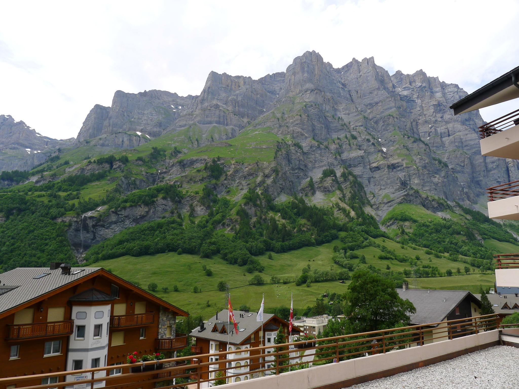 Foto 21 - Apartment mit 1 Schlafzimmer in Leukerbad mit terrasse und blick auf die berge