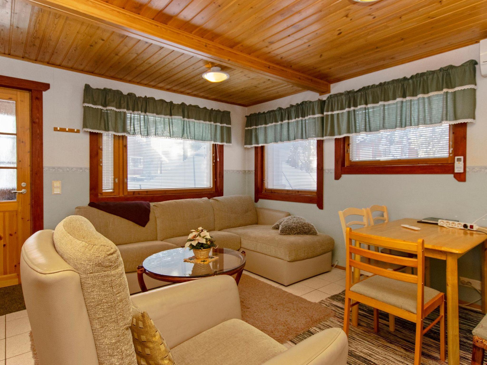 Foto 7 - Casa de 1 habitación en Hyrynsalmi con sauna