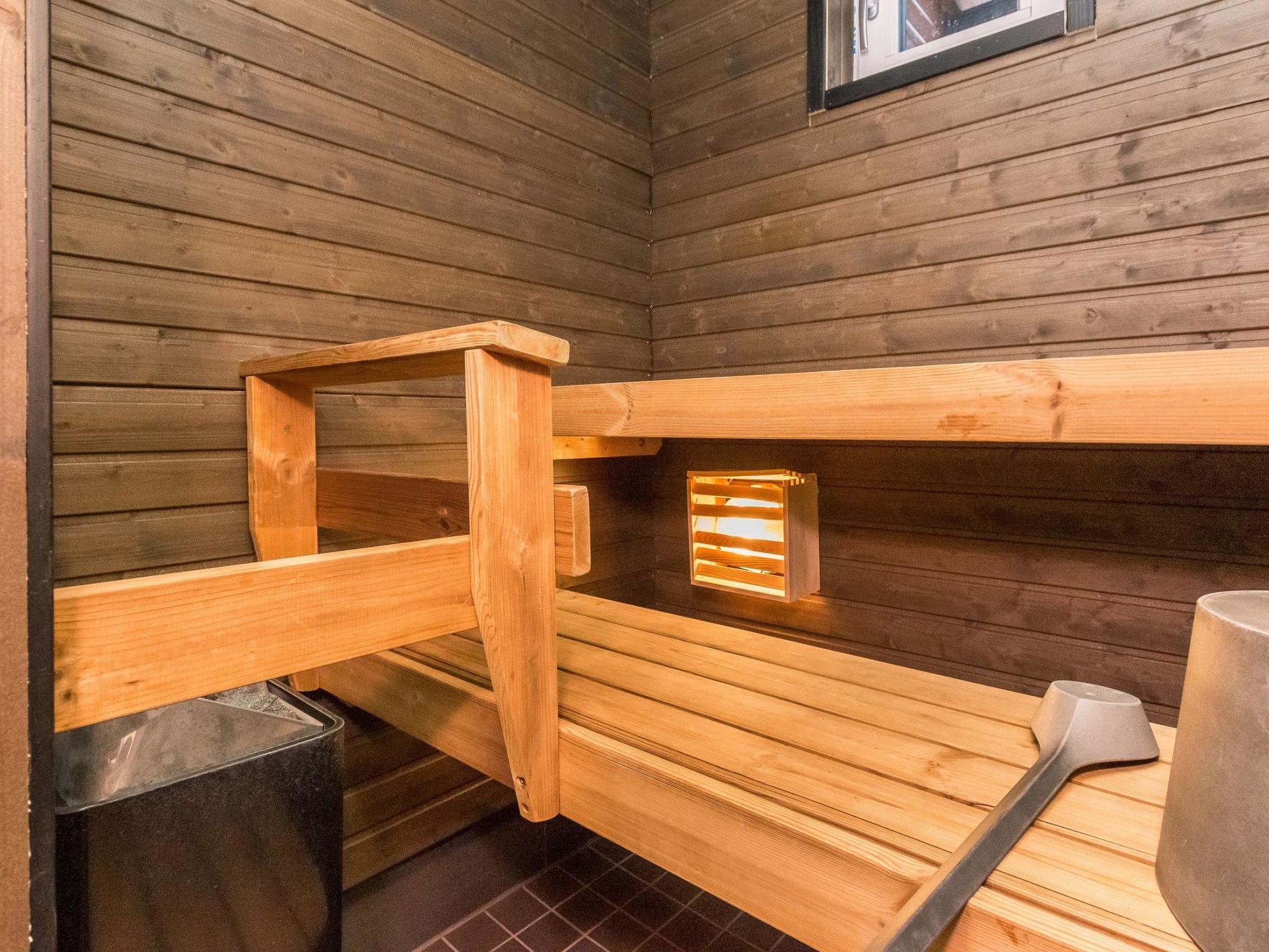 Foto 12 - Haus mit 2 Schlafzimmern in Puolanka mit sauna und blick auf die berge