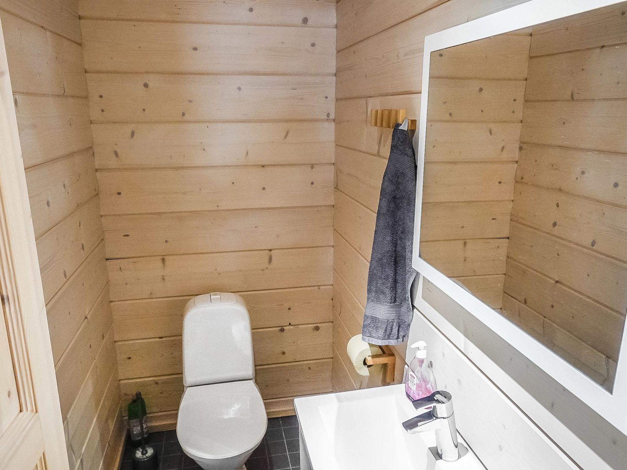 Foto 28 - Casa de 3 habitaciones en Salla con sauna y vistas a la montaña