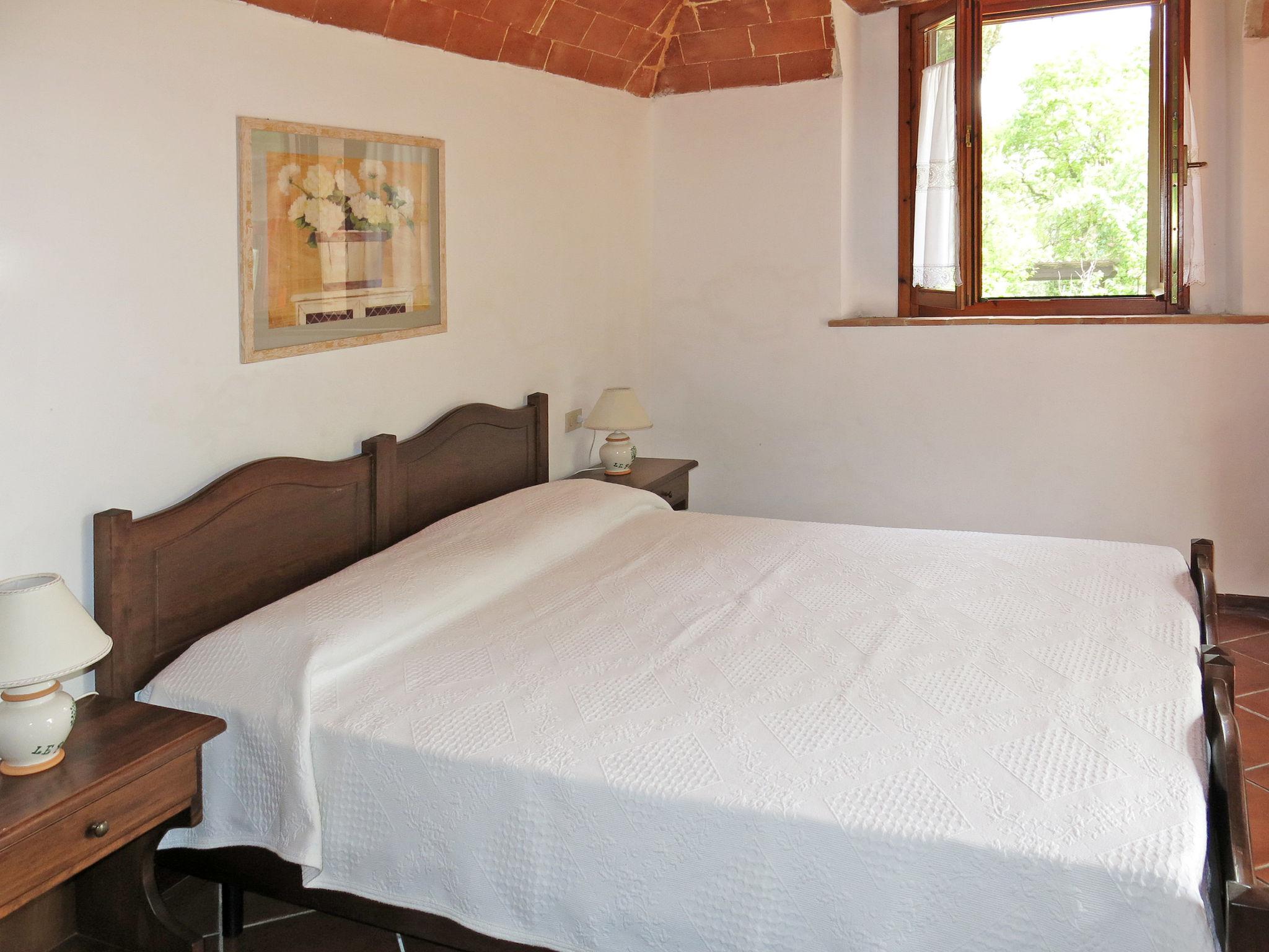 Foto 13 - Appartamento con 2 camere da letto a Peccioli con piscina e giardino