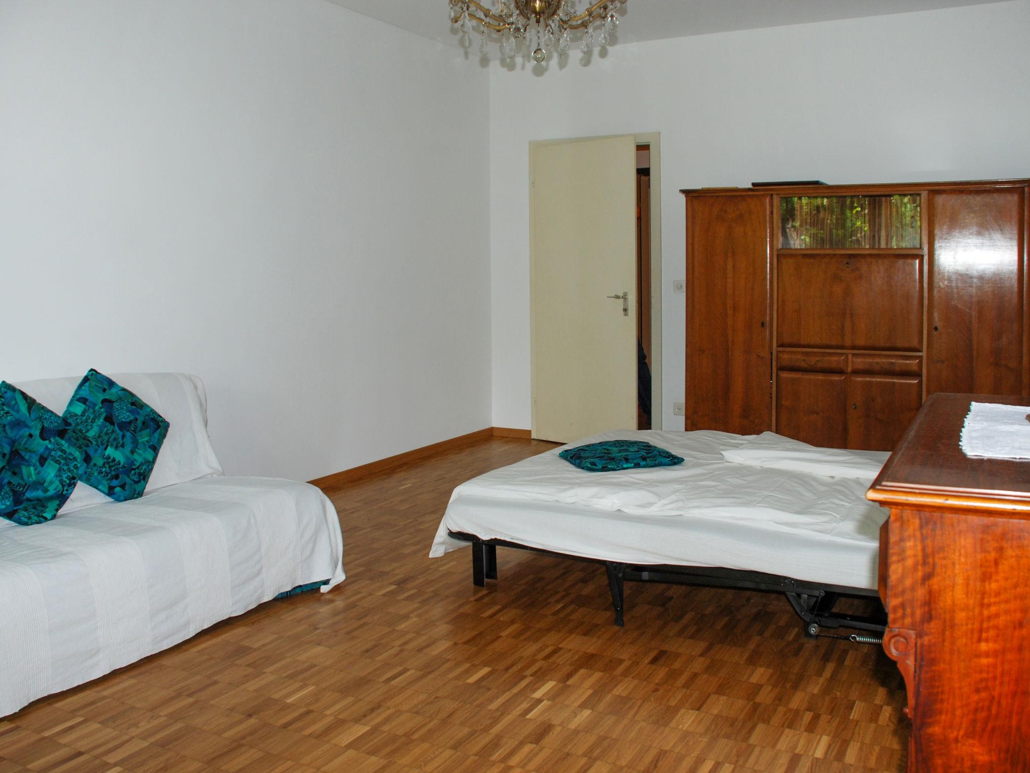 Photo 14 - Appartement de 2 chambres à Lugano avec piscine et vues sur la montagne