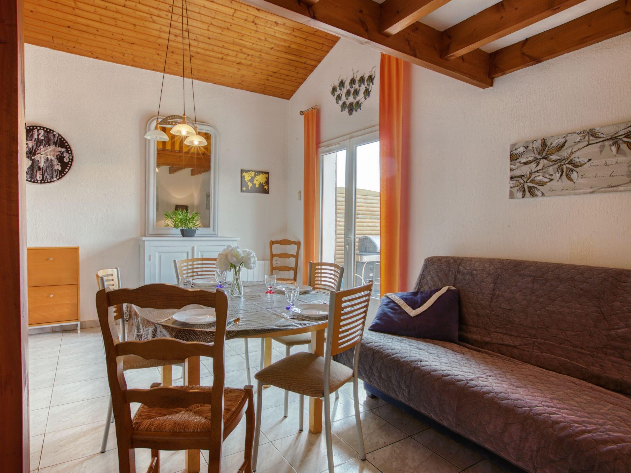 Photo 7 - Maison de 1 chambre à Saint-Palais-sur-Mer avec piscine et jardin