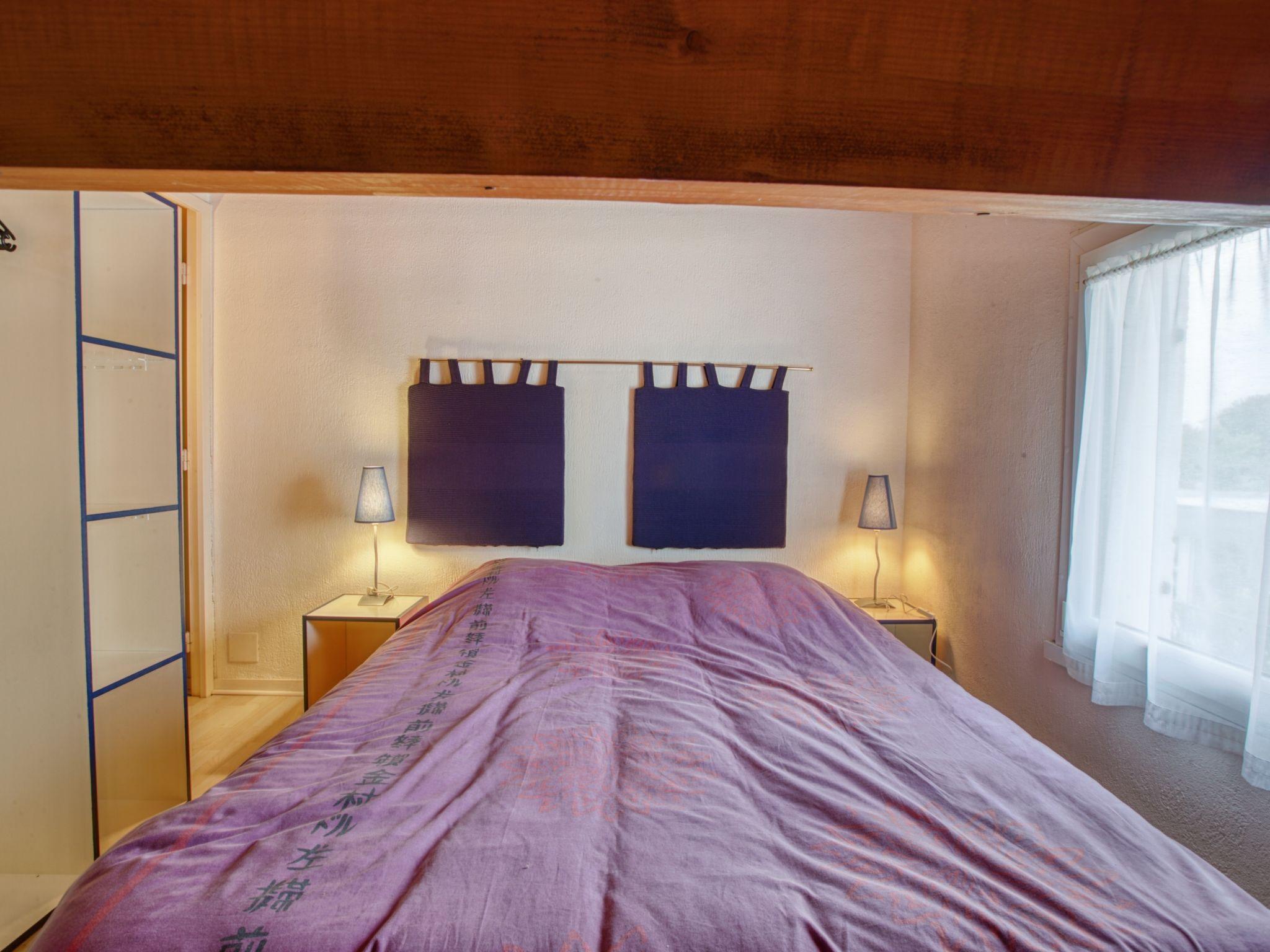 Foto 5 - Casa con 1 camera da letto a Saint-Palais-sur-Mer con piscina e vista mare