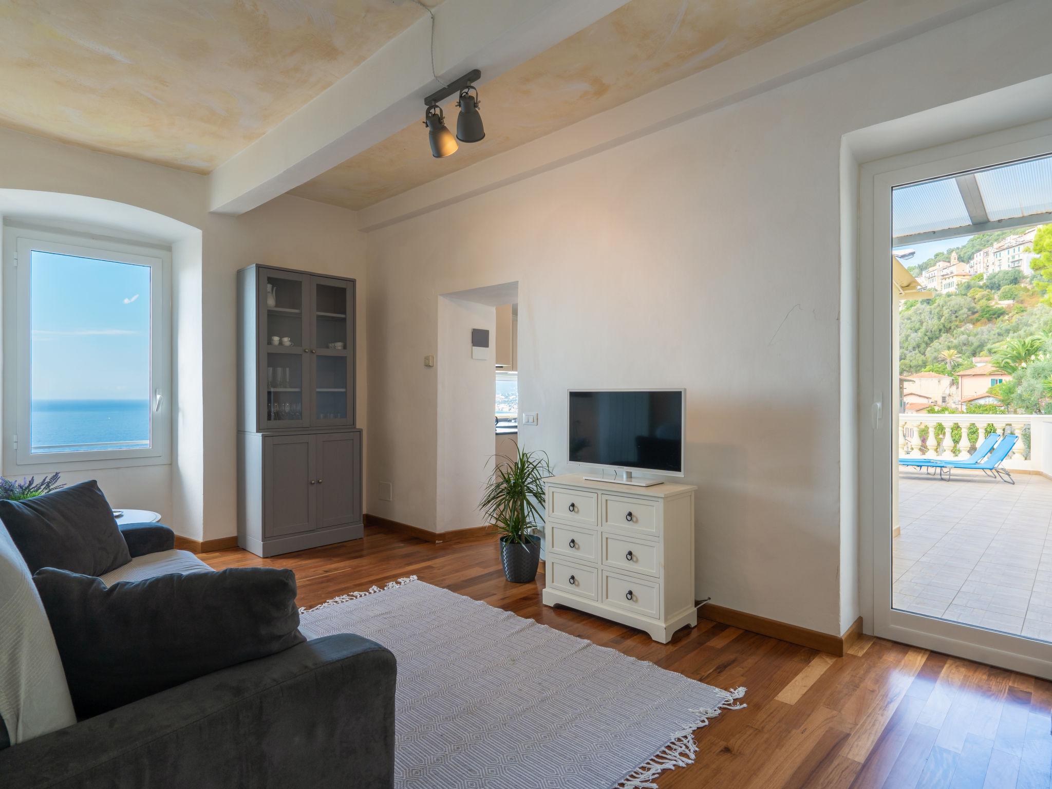 Foto 6 - Apartamento de 2 quartos em Ventimiglia com jardim e terraço