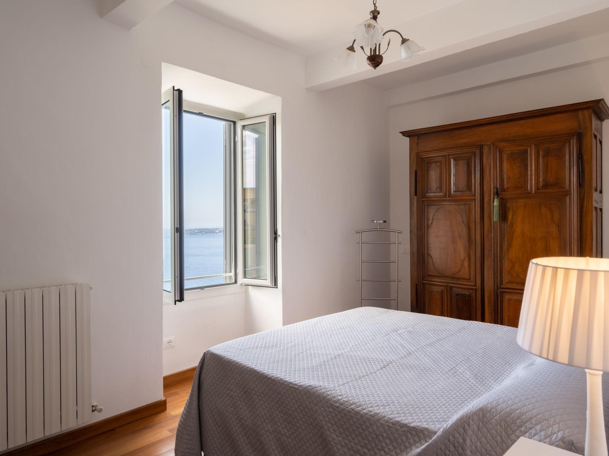 Foto 8 - Appartamento con 2 camere da letto a Ventimiglia con terrazza e vista mare