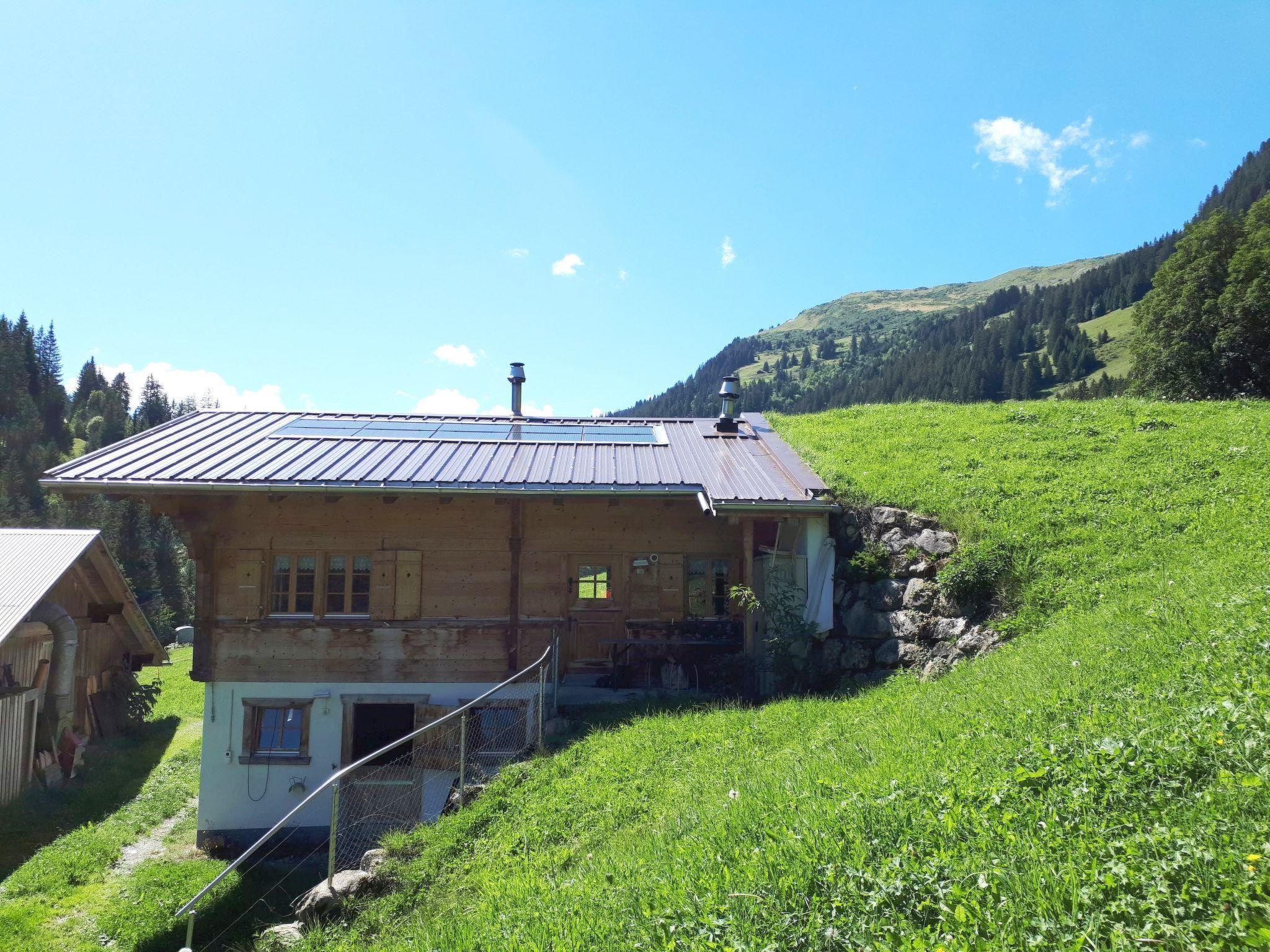 Foto 5 - Apartamento de 2 habitaciones en Gsteig con vistas a la montaña