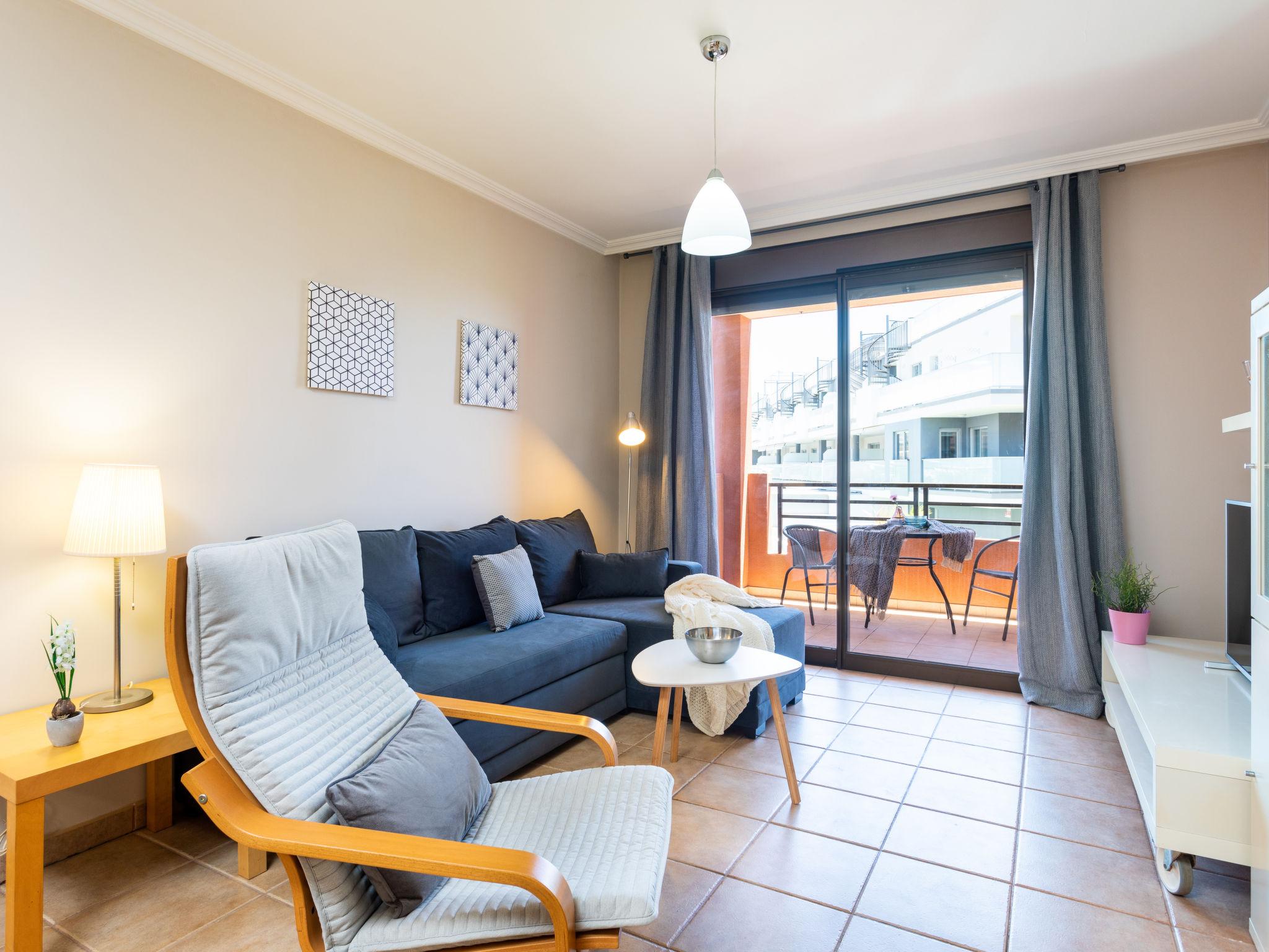 Photo 3 - 1 bedroom Apartment in Granadilla de Abona with swimming pool and sea view