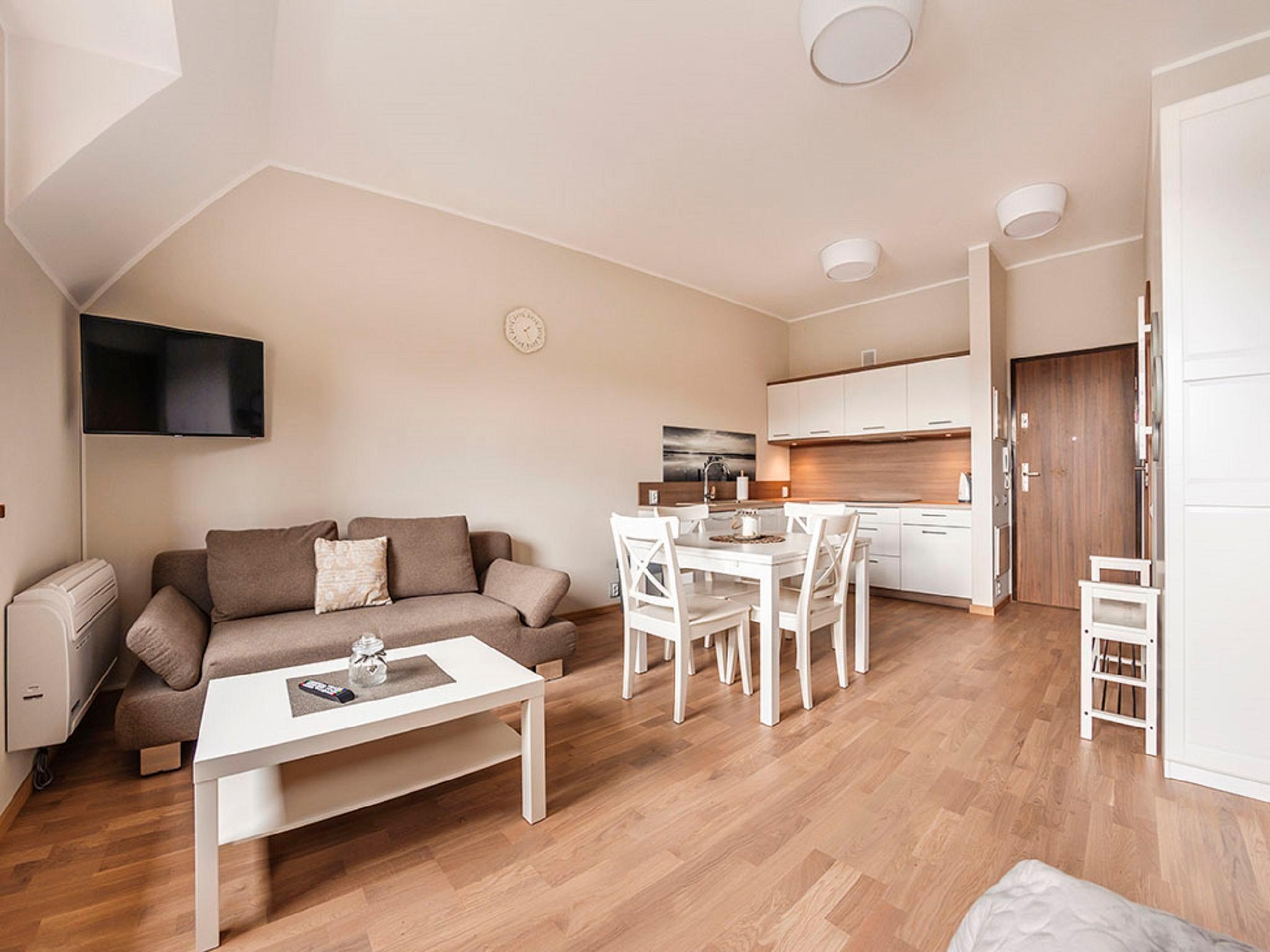 Foto 4 - Apartamento de 1 habitación en Mielno con vistas al mar