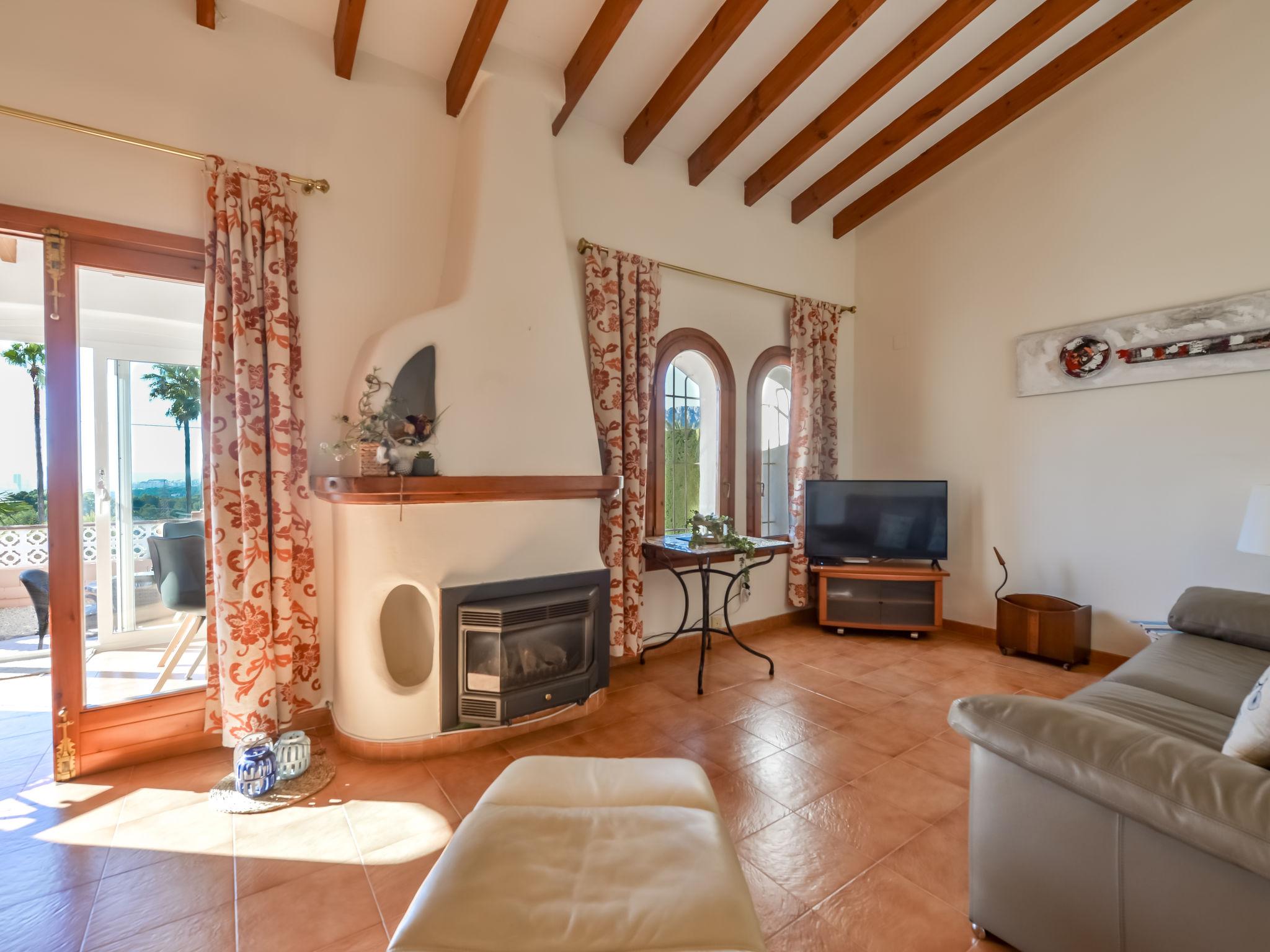 Photo 3 - Maison de 2 chambres à Calp avec piscine et vues à la mer