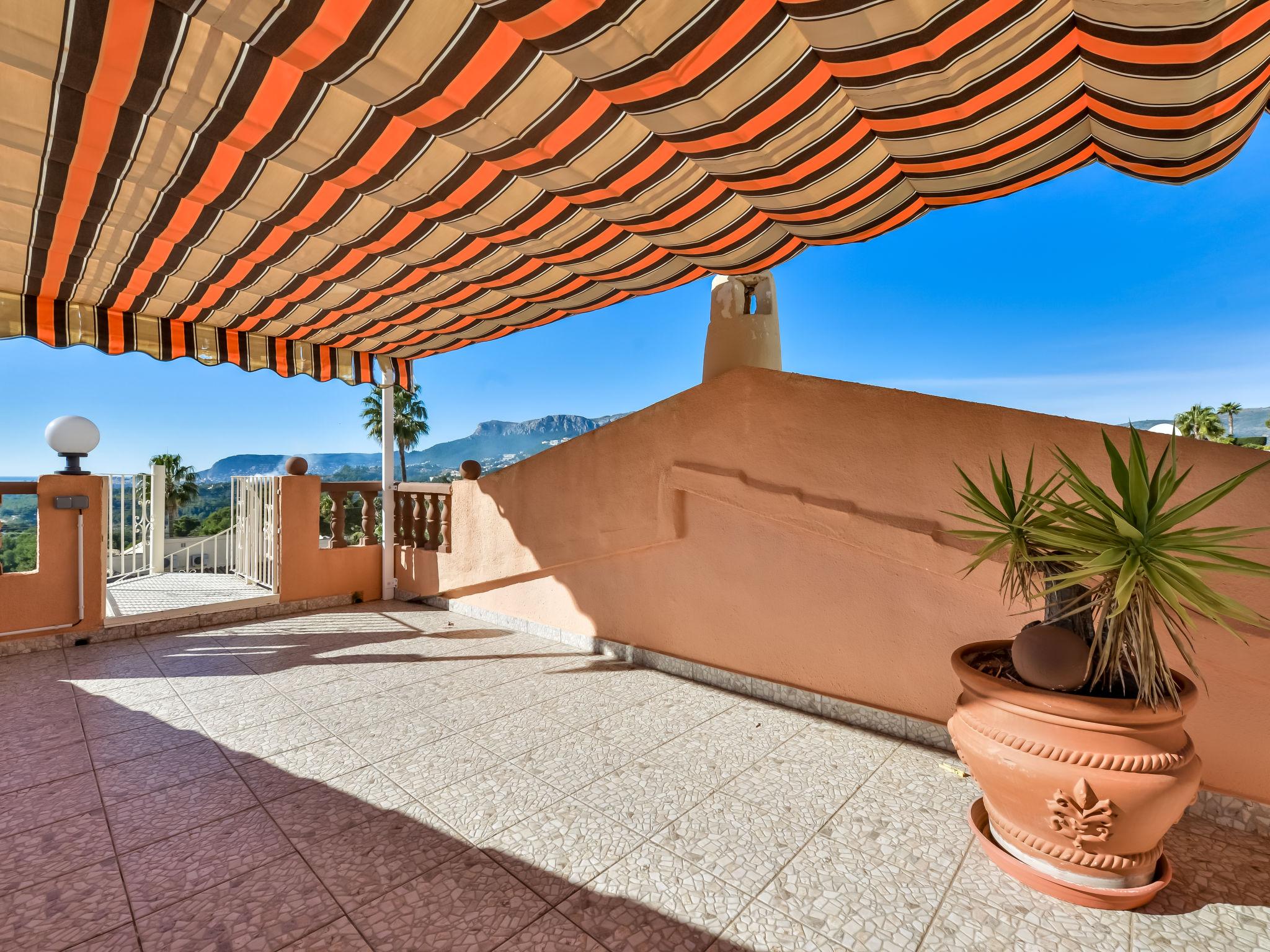 Photo 16 - Maison de 2 chambres à Calp avec piscine et vues à la mer