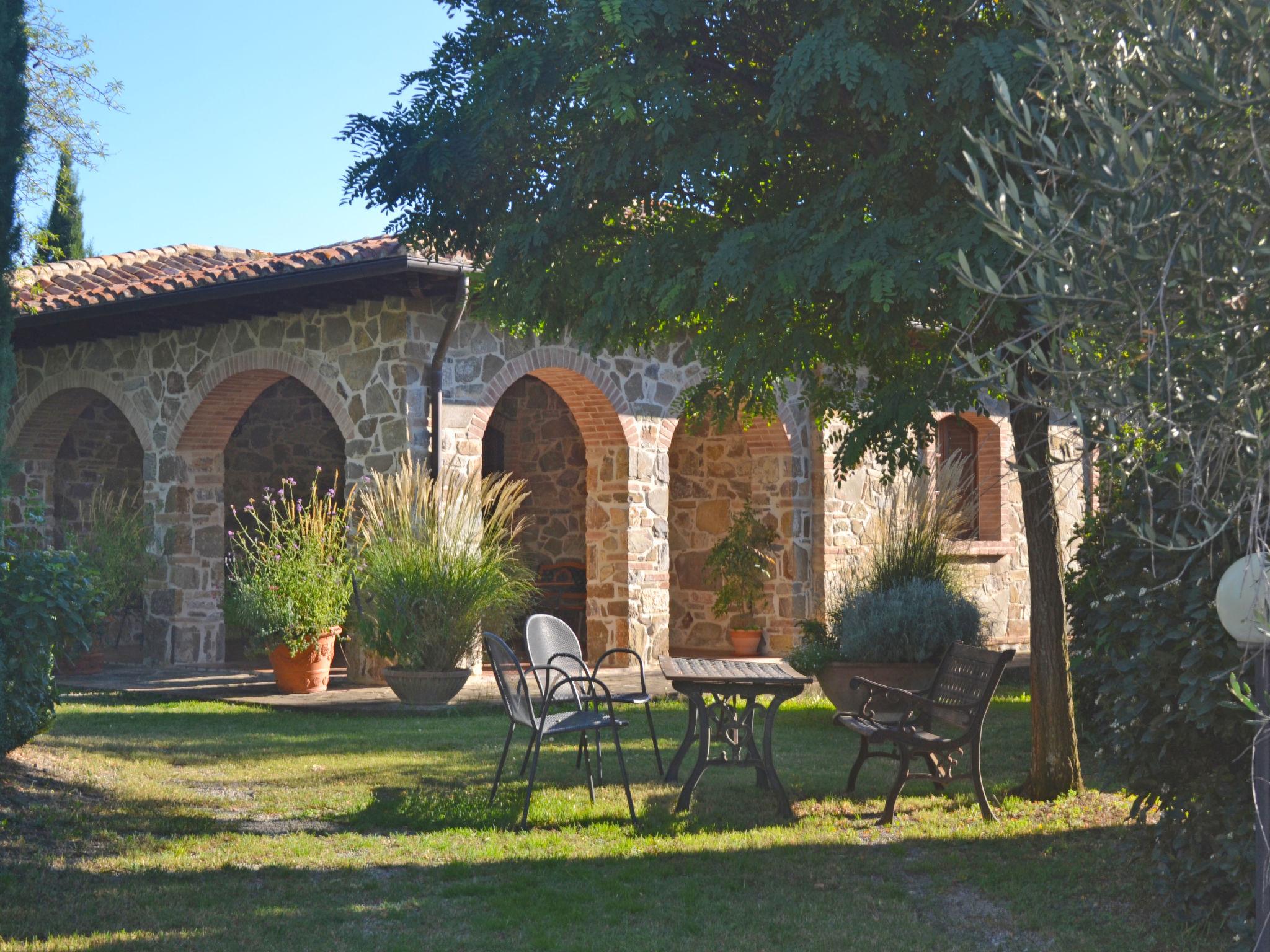 Foto 57 - Casa de 7 quartos em Castel del Piano com piscina privada e jardim