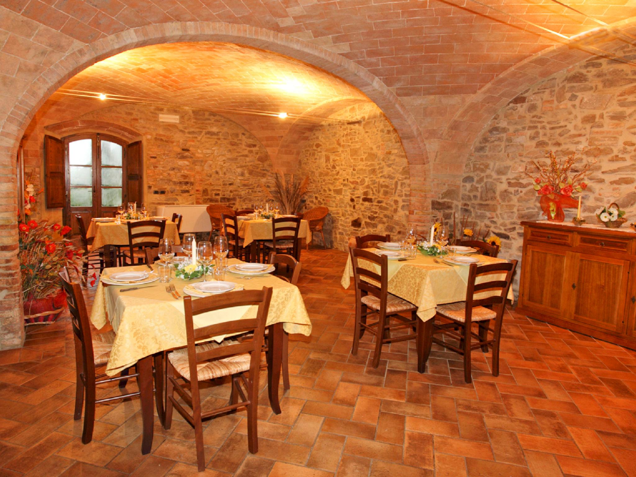Photo 5 - Maison de 7 chambres à Castel del Piano avec piscine privée et jardin