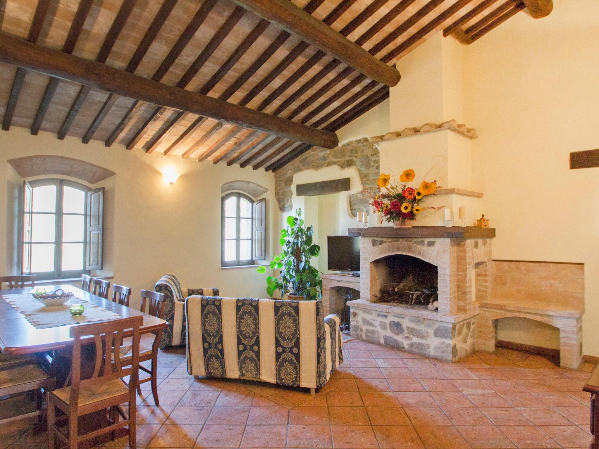 Foto 7 - Casa con 7 camere da letto a Castel del Piano con piscina privata e giardino