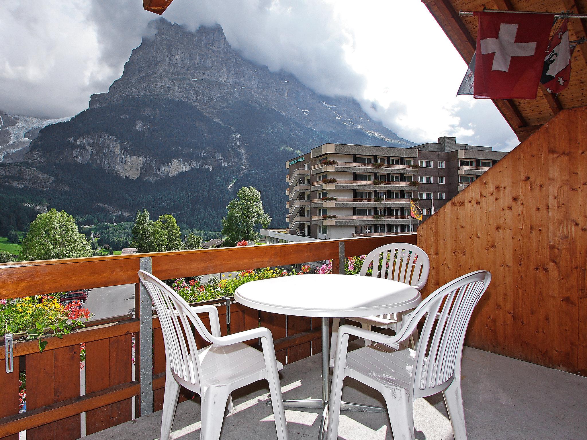 Foto 3 - Apartamento de 2 quartos em Grindelwald com jardim