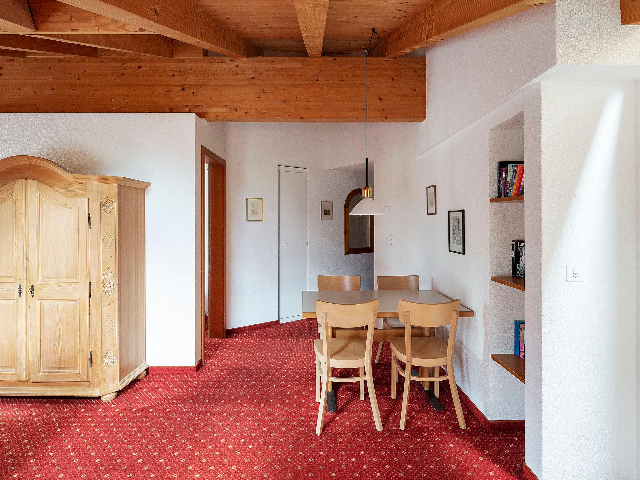 Foto 9 - Apartment mit 2 Schlafzimmern in Grindelwald mit blick auf die berge