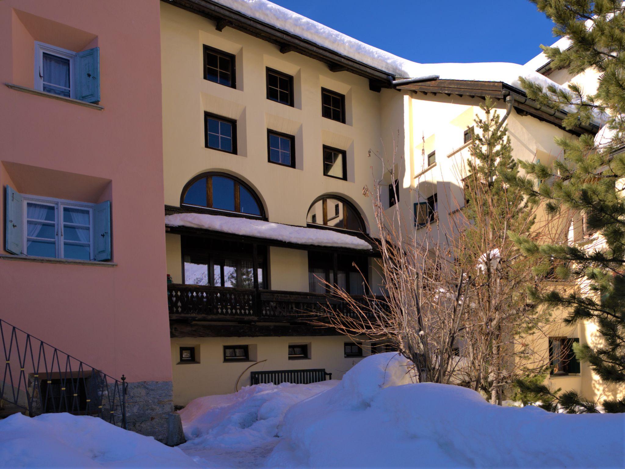 Foto 17 - Appartamento con 1 camera da letto a Celerina/Schlarigna con vista sulle montagne