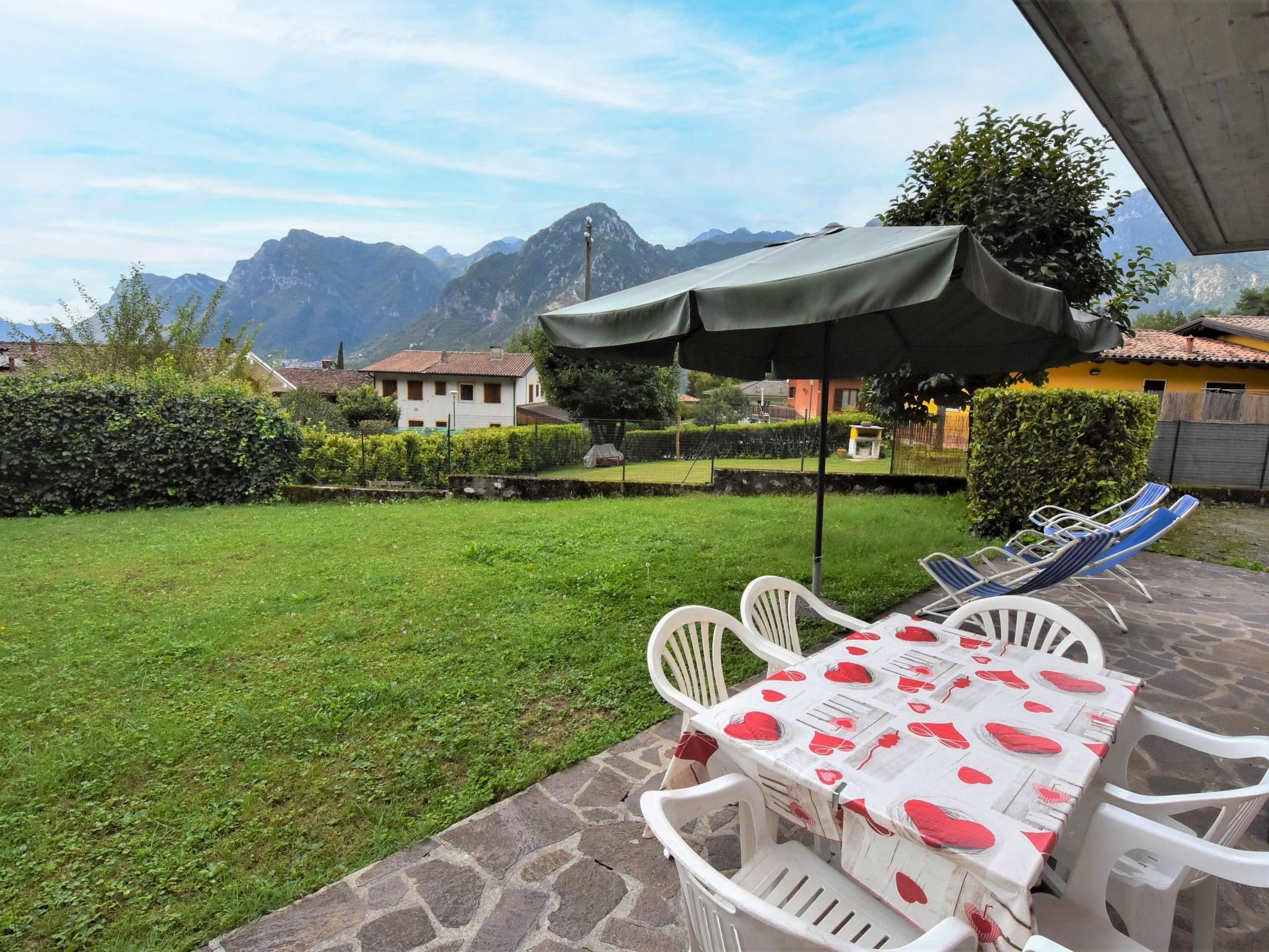 Photo 19 - 4 bedroom House in Idro with garden and mountain view