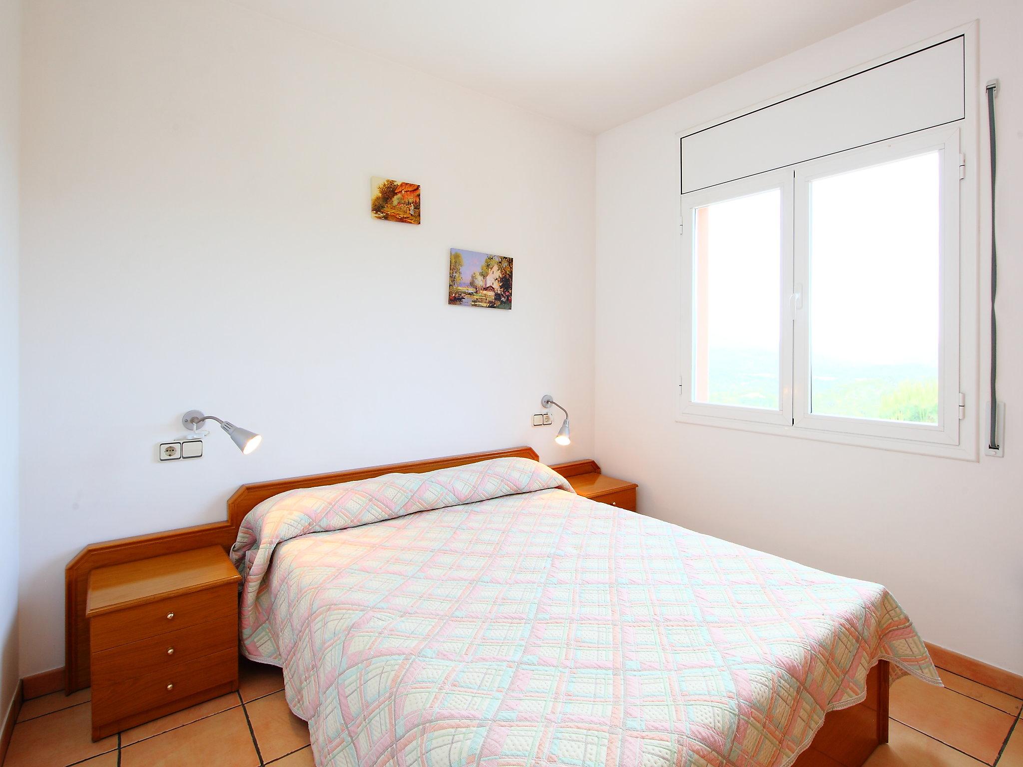 Photo 5 - 4 bedroom House in Lloret de Mar with private pool and sea view