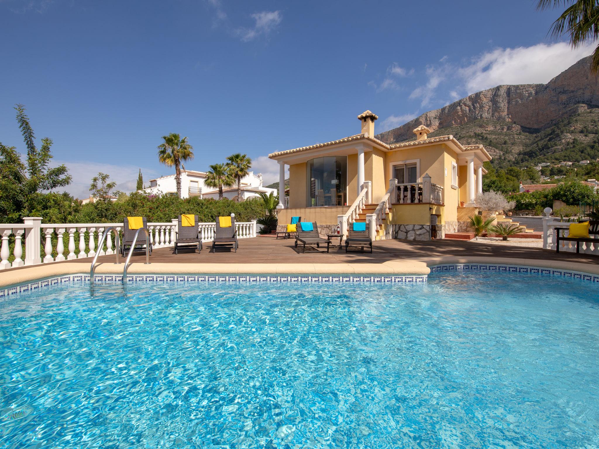 Foto 26 - Casa de 3 quartos em Jávea com piscina privada e jardim