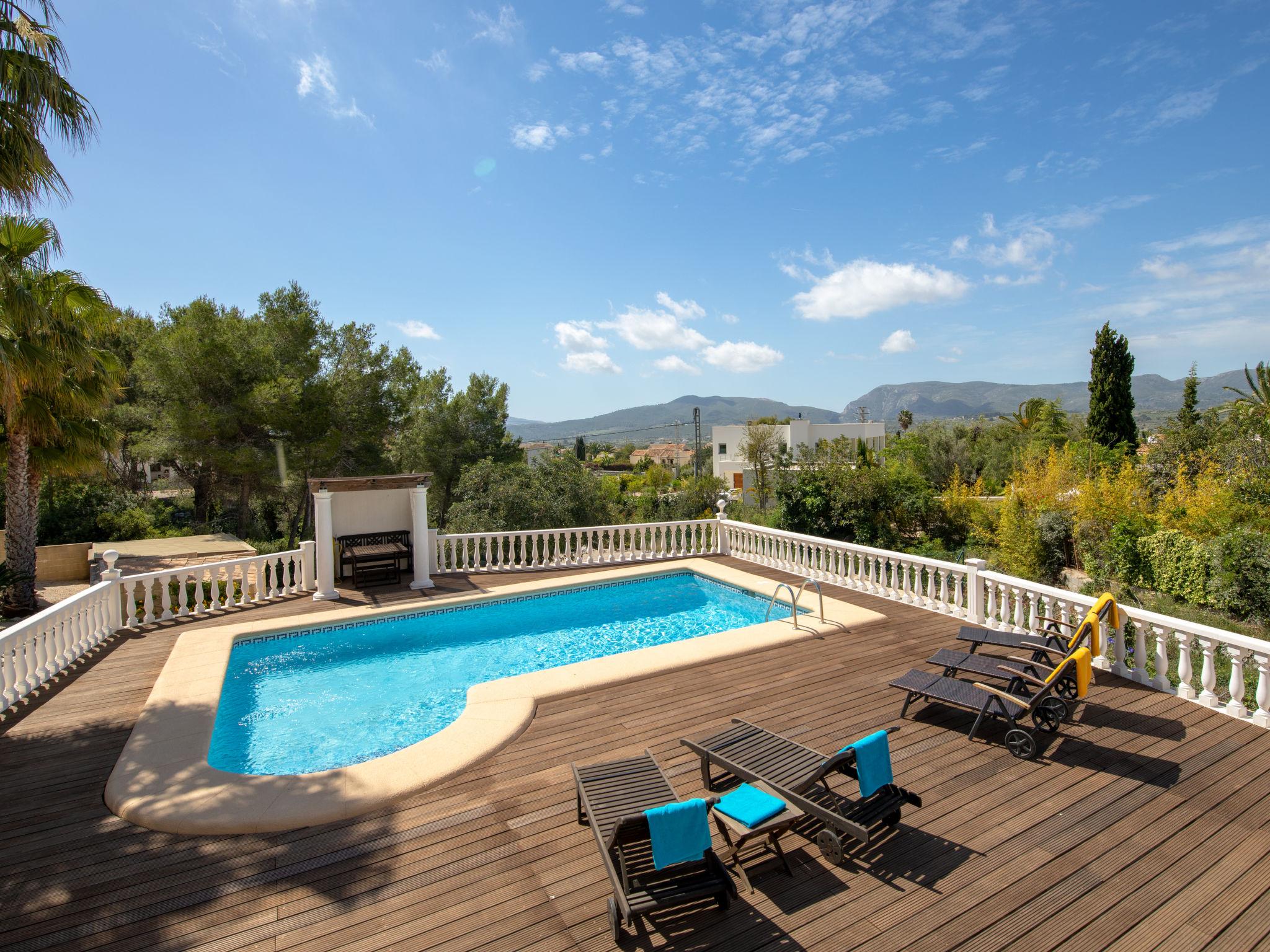 Foto 2 - Casa de 3 quartos em Jávea com piscina privada e vistas do mar