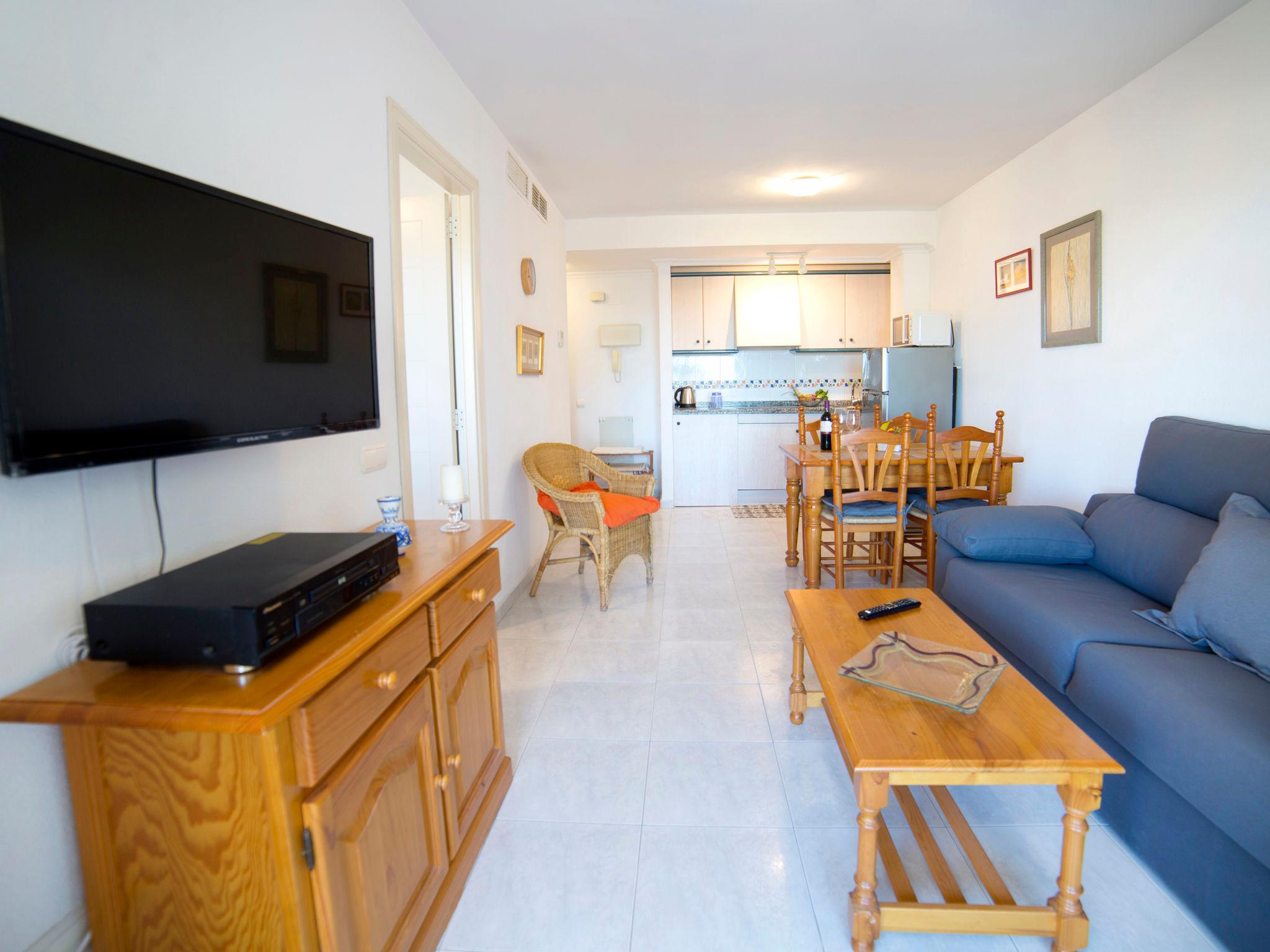 Photo 3 - 1 bedroom Apartment in Calp with swimming pool and sea view