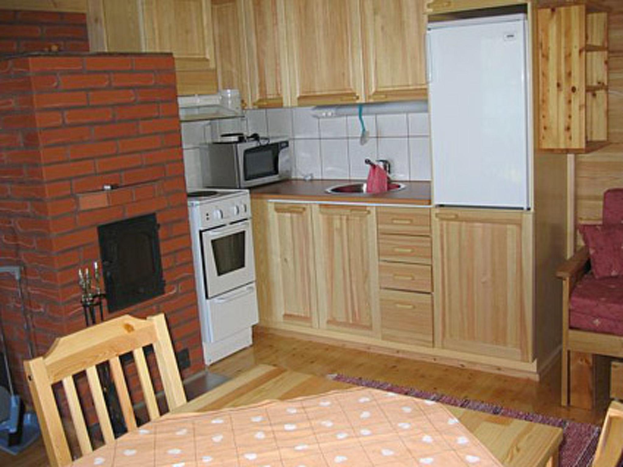 Foto 10 - Casa de 1 quarto em Ruovesi com sauna