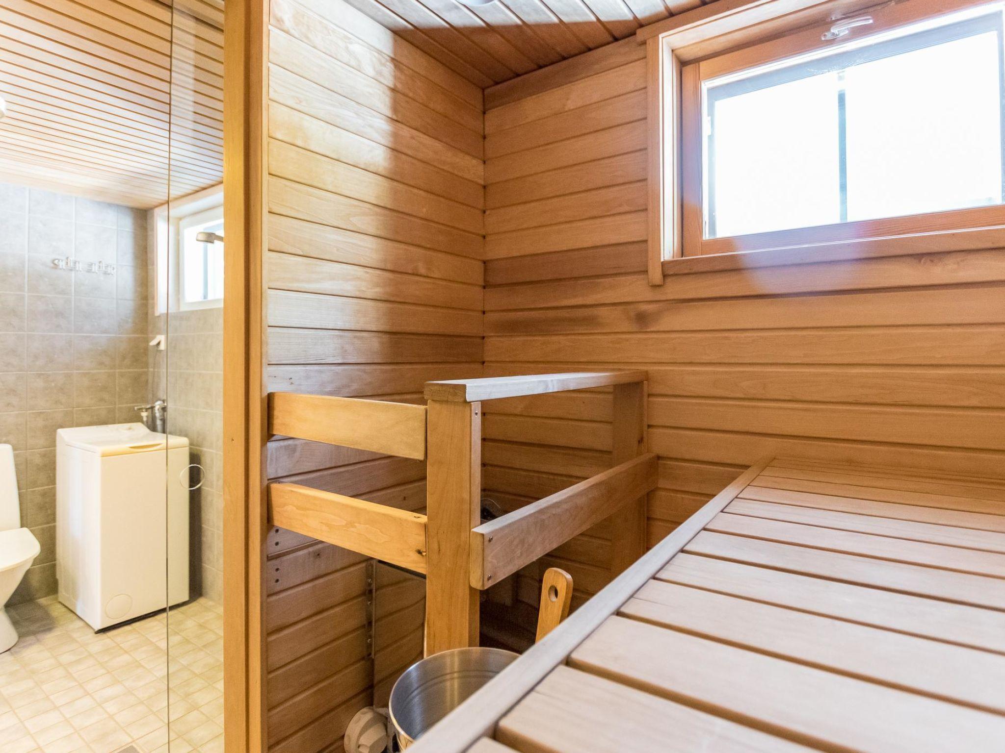 Photo 16 - 1 bedroom House in Kuusamo with sauna and mountain view