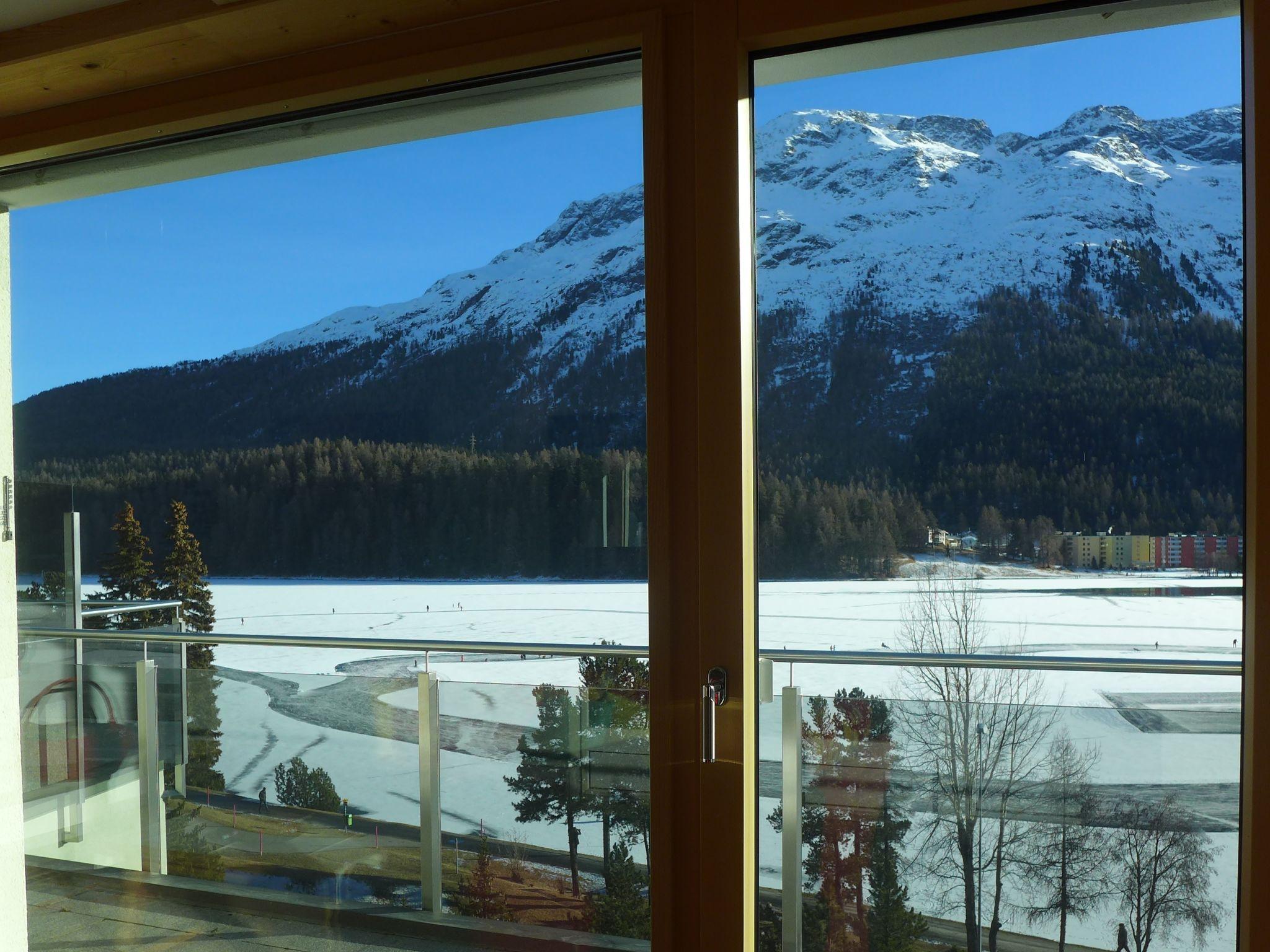 Photo 26 - Appartement de 2 chambres à Sankt Moritz avec terrasse