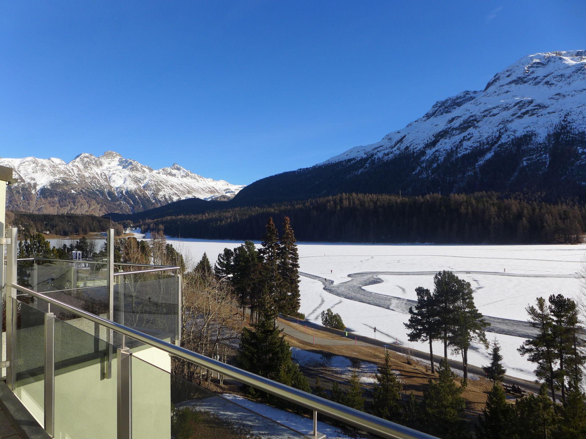 Photo 26 - Appartement de 2 chambres à Sankt Moritz avec terrasse