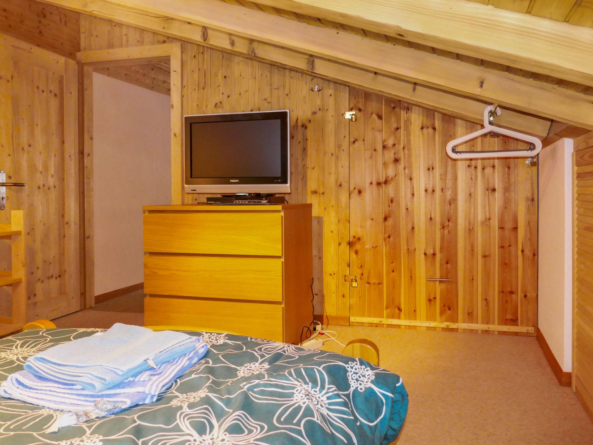 Photo 13 - 2 bedroom Apartment in Nendaz with swimming pool and mountain view