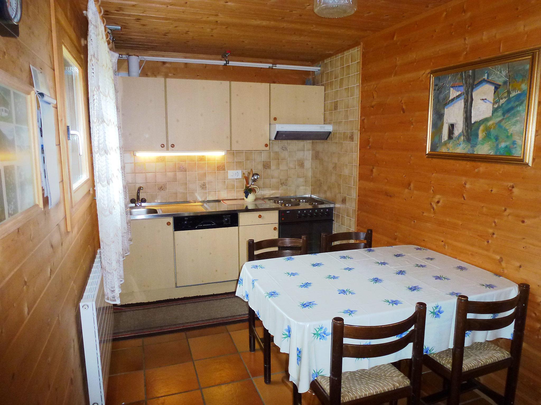 Photo 4 - 2 bedroom Apartment in Bedretto with garden