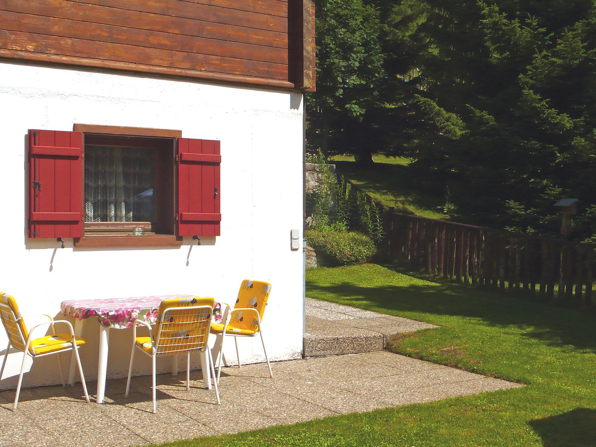 Photo 9 - Appartement de 2 chambres à Bedretto avec jardin et vues sur la montagne