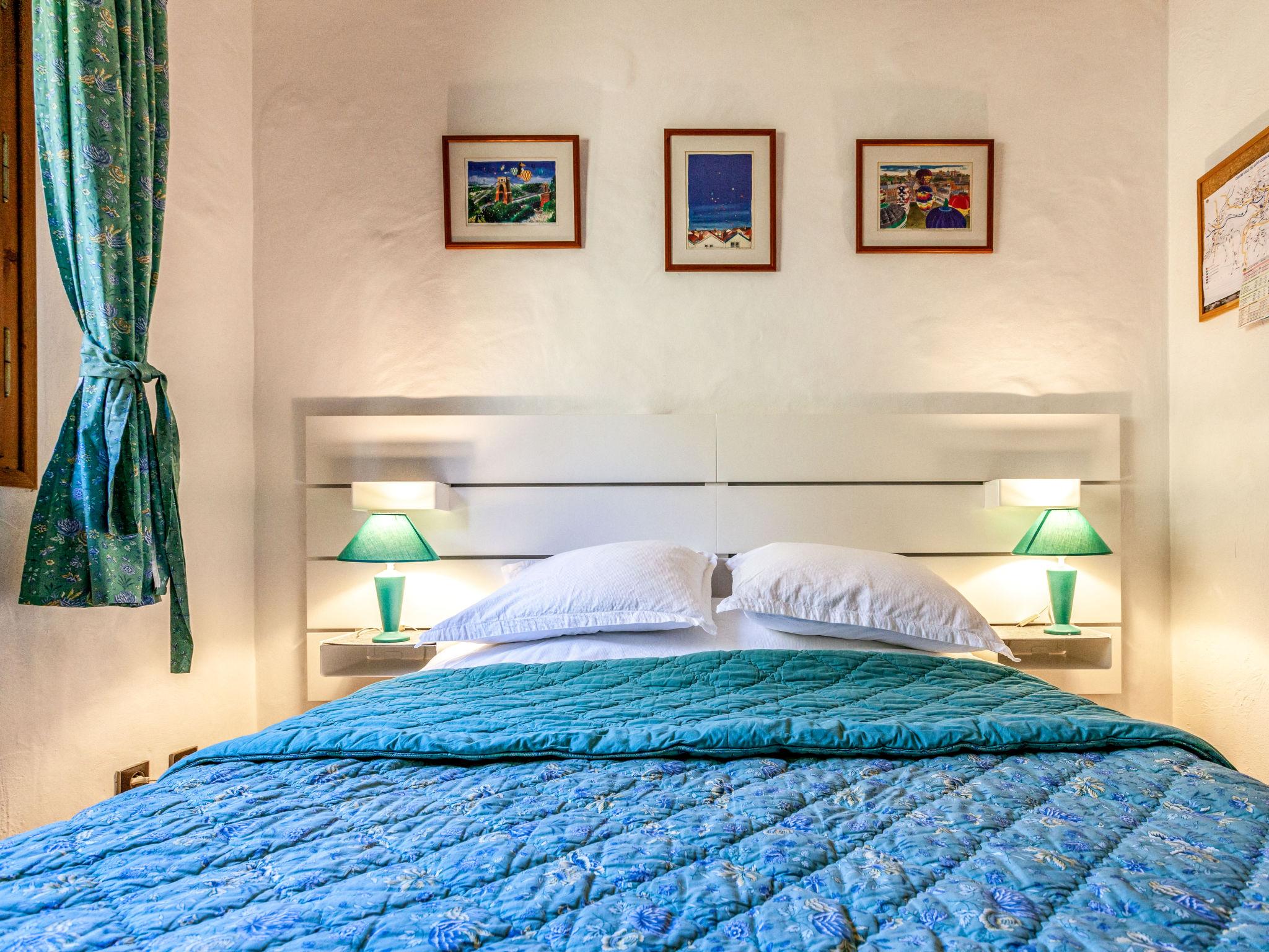 Foto 8 - Apartment mit 1 Schlafzimmer in Saint-Gervais-les-Bains mit schwimmbad und blick auf die berge