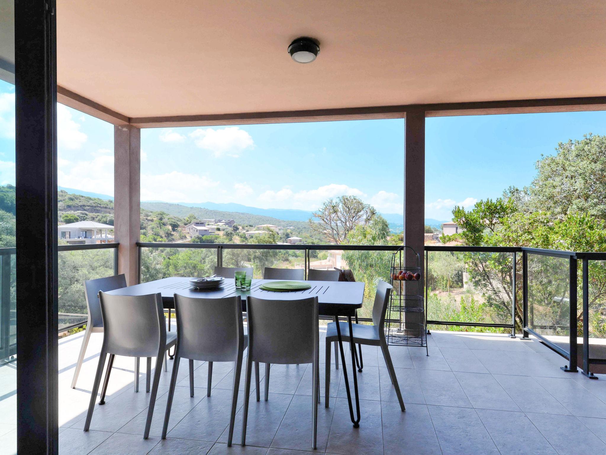 Photo 2 - Maison de 4 chambres à Grosseto-Prugna avec piscine privée et jardin