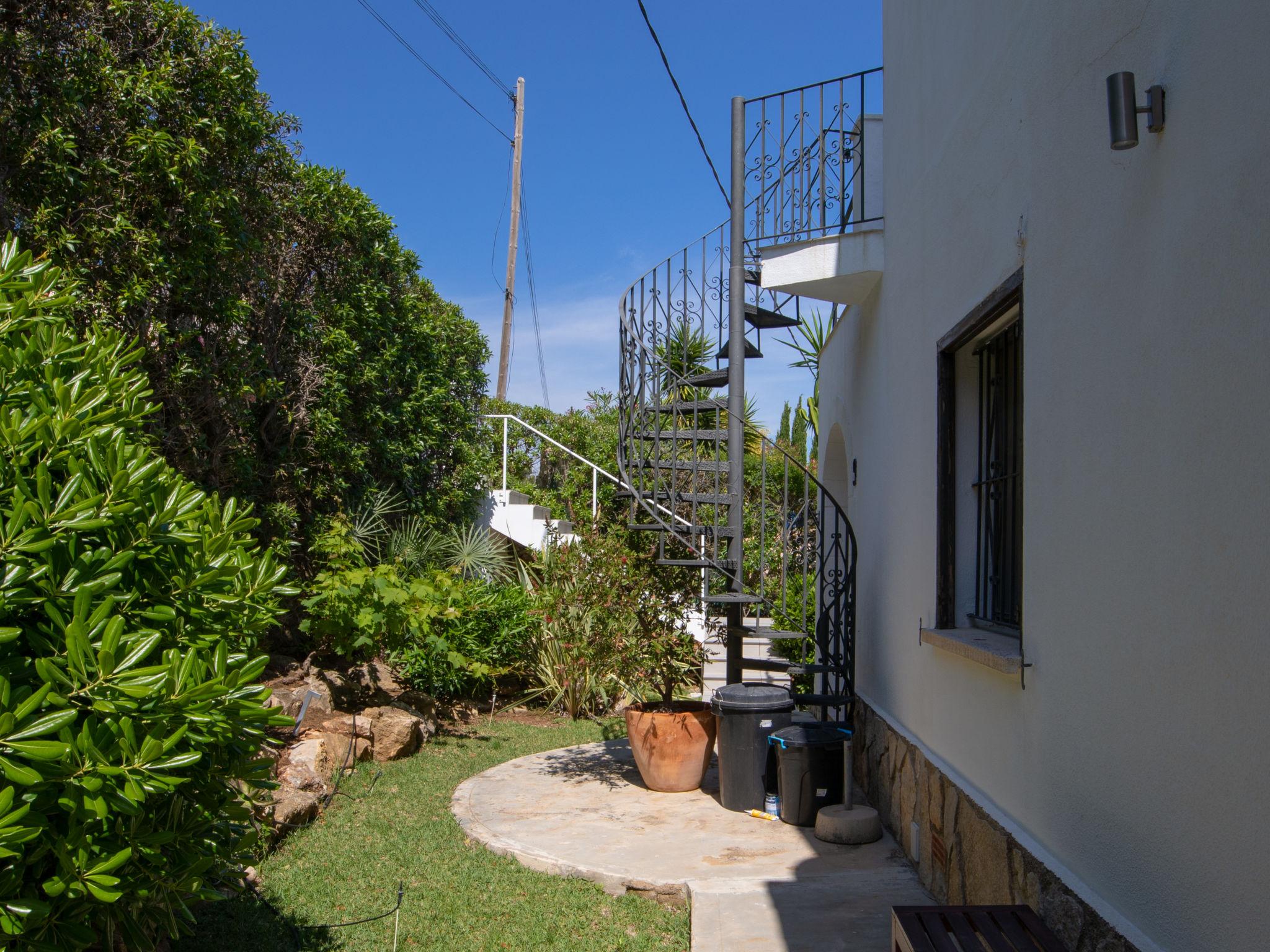 Foto 28 - Casa de 3 quartos em Dénia com piscina privada e vistas do mar