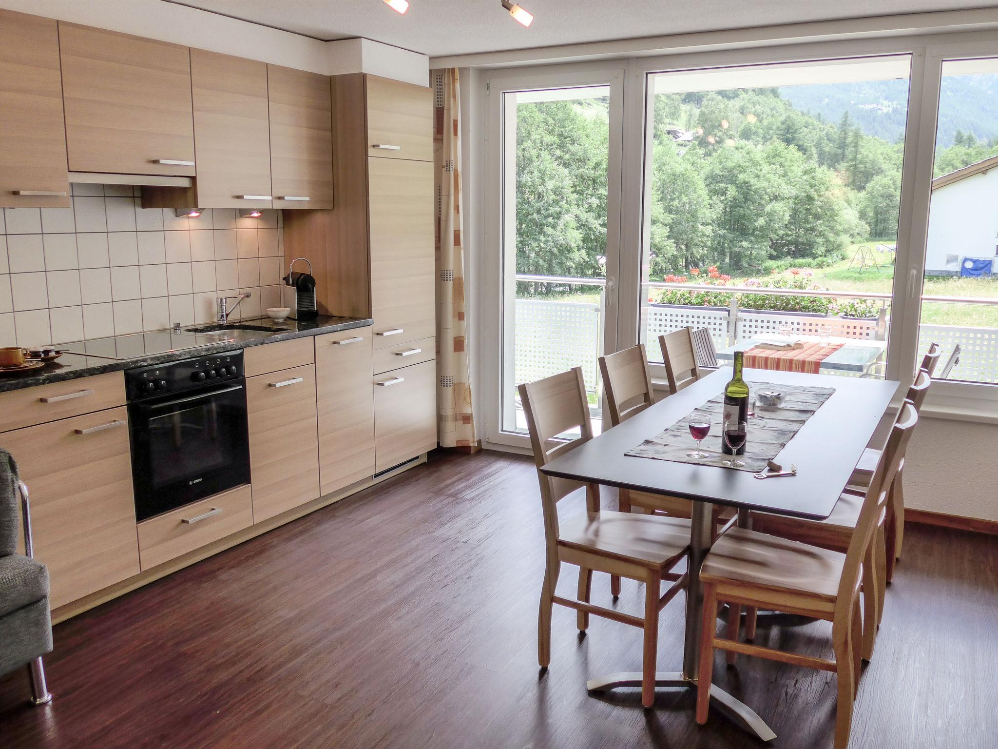 Photo 2 - 2 bedroom Apartment in Saas-Grund with mountain view