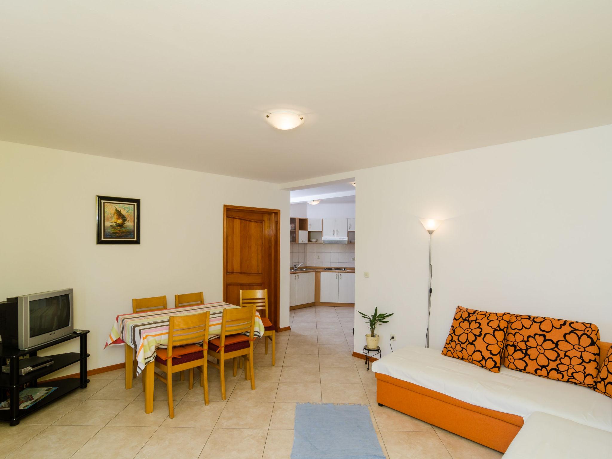 Foto 8 - Appartamento con 2 camere da letto a Orebić con vista mare