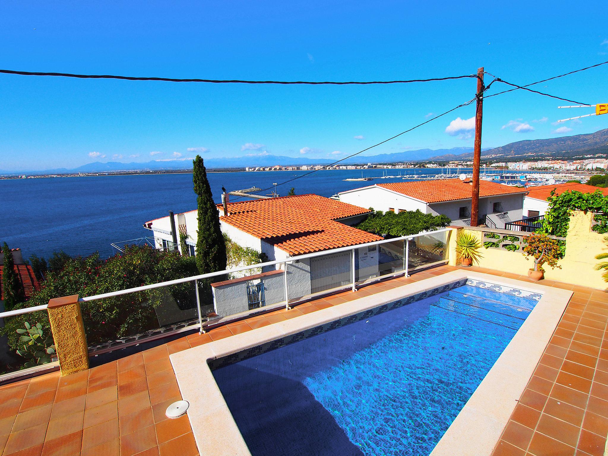 Foto 6 - Casa de 3 habitaciones en Roses con piscina privada y vistas al mar