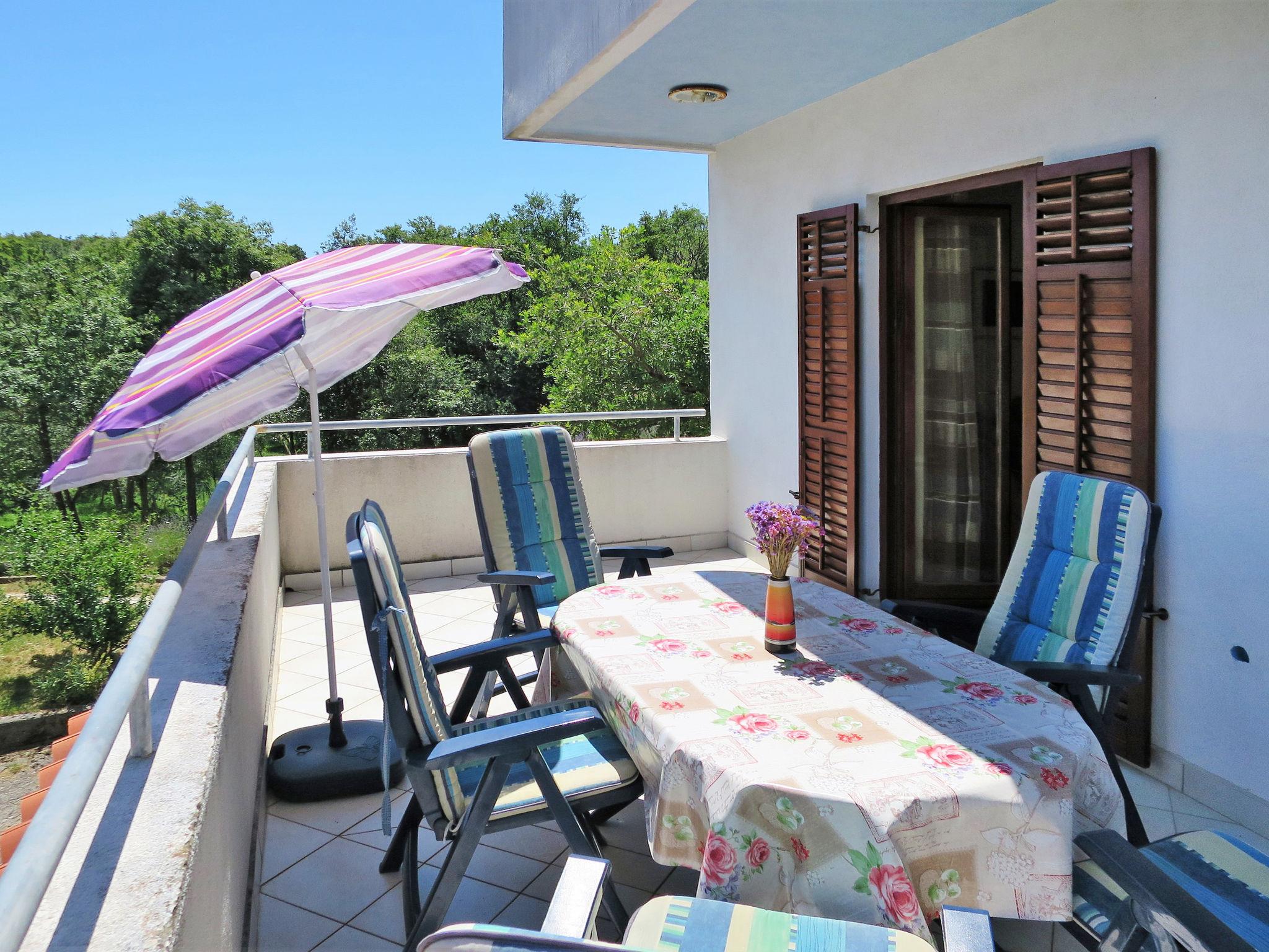 Photo 3 - Maison de 3 chambres à Labin avec jardin et terrasse