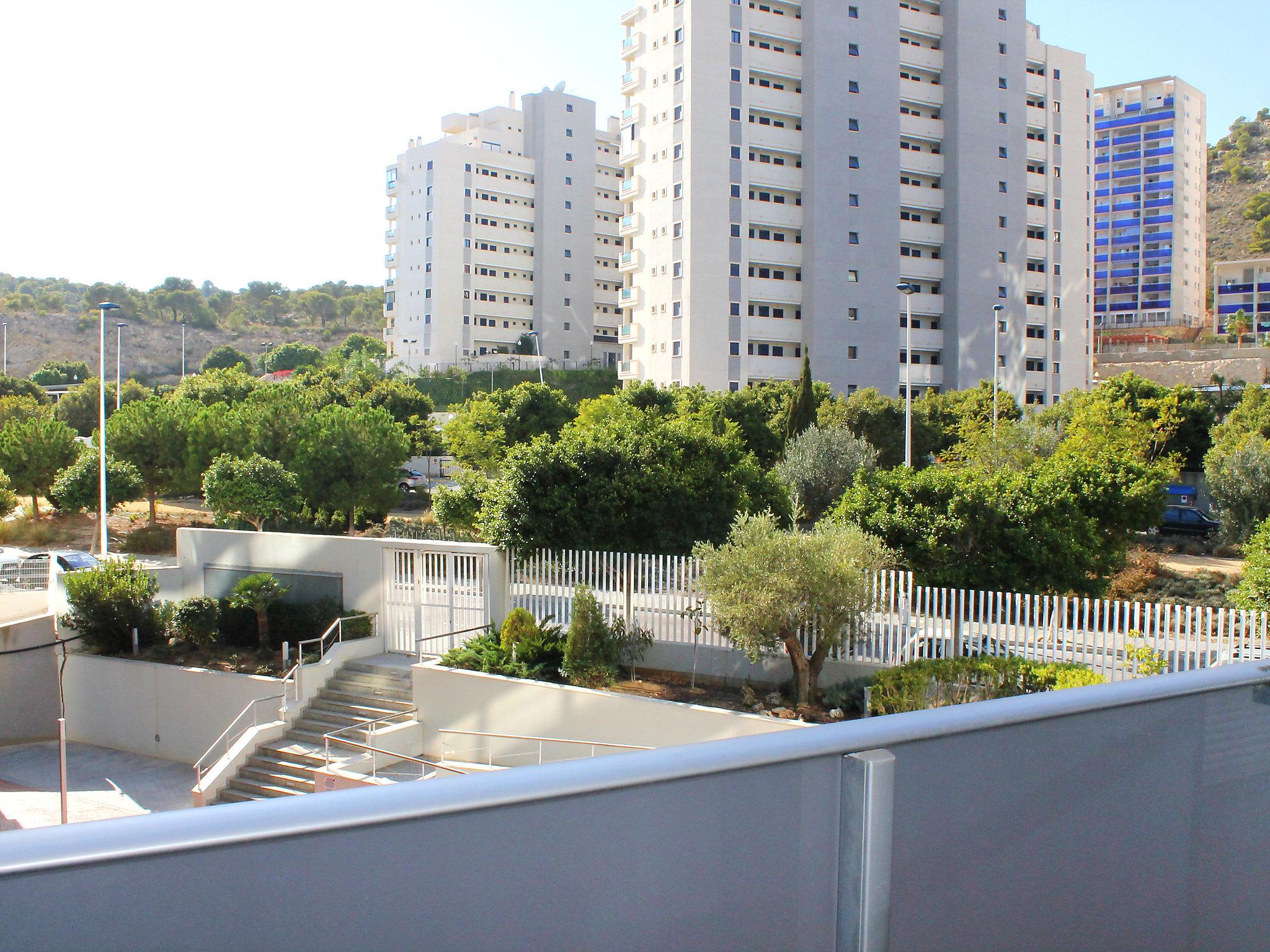 Foto 12 - Apartamento de 2 habitaciones en Villajoyosa con piscina y vistas al mar