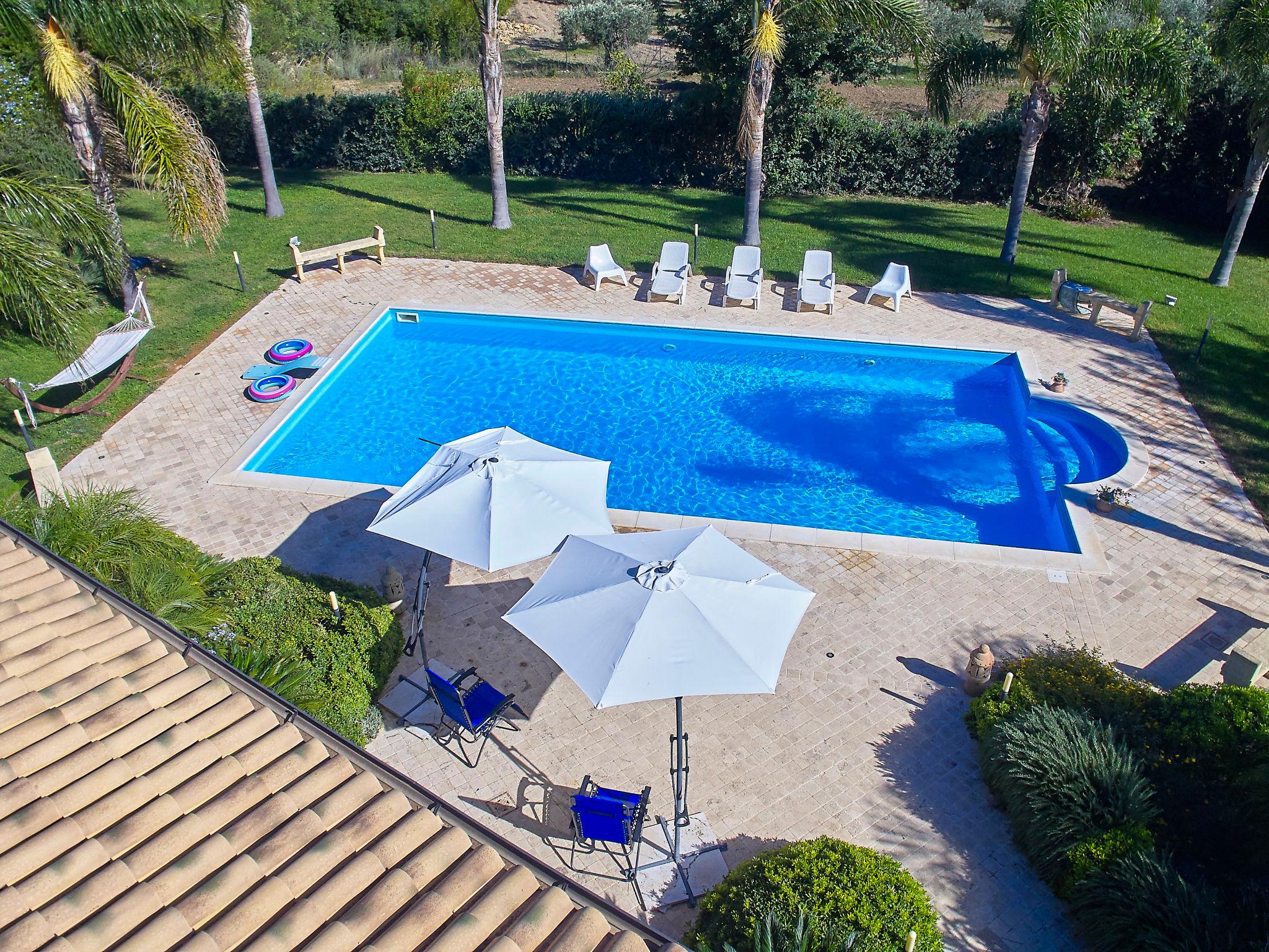Foto 2 - Casa con 4 camere da letto a Castelvetrano con piscina privata e vista mare